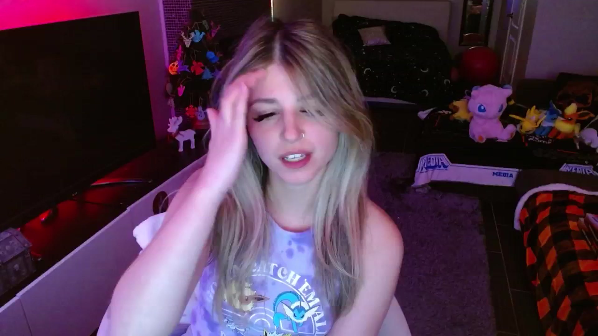 Gallery image thumbnail from Serafina's myfreecams stream on, 01/19/2025, 07:48 image 9 of 20