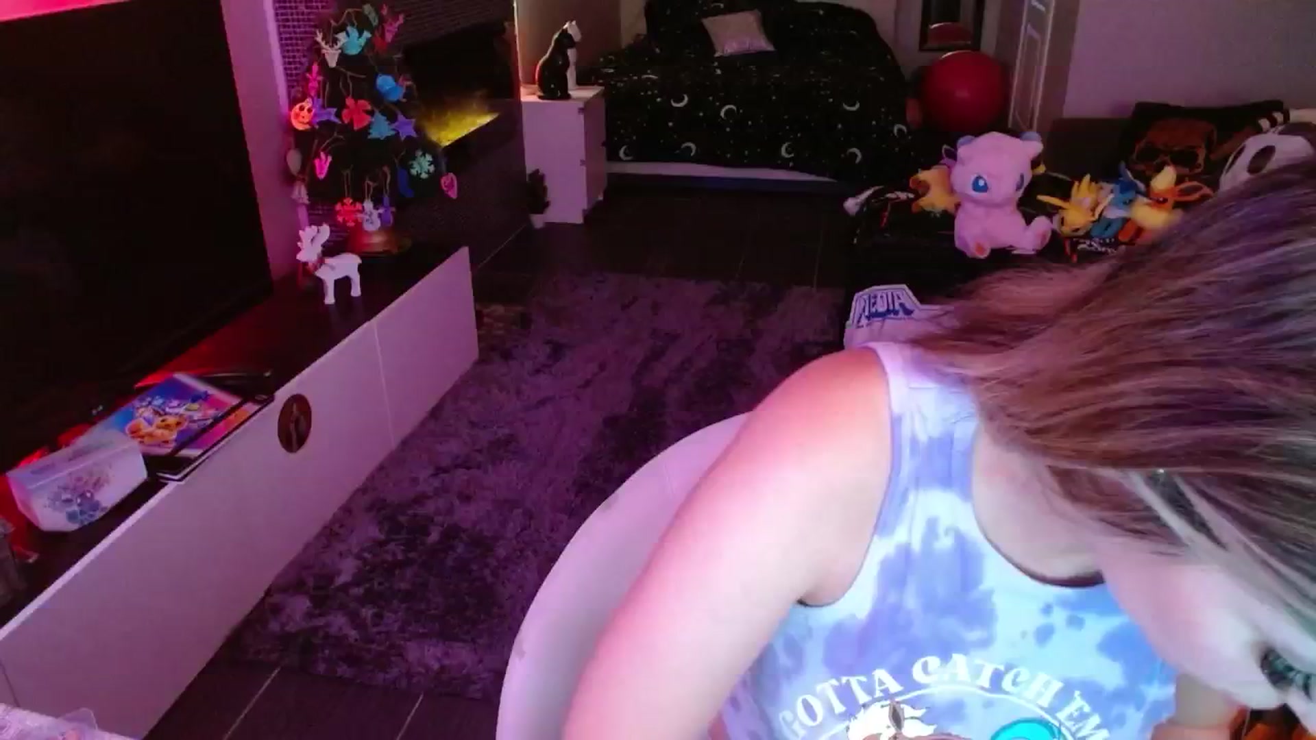 Gallery image thumbnail from Serafina's myfreecams stream on, 01/19/2025, 07:48 image 14 of 20