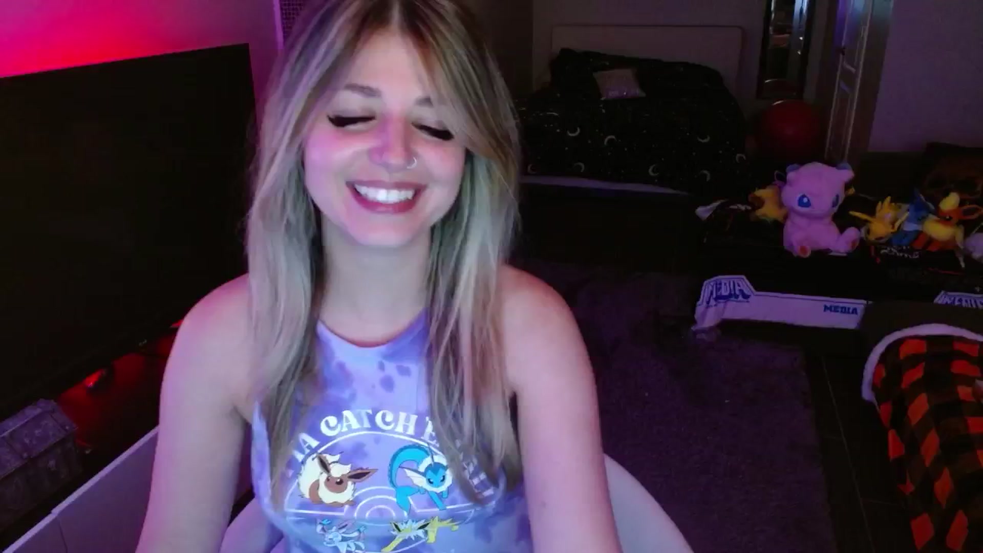 Gallery image thumbnail from Serafina's myfreecams stream on, 01/19/2025, 07:48 image 5 of 20
