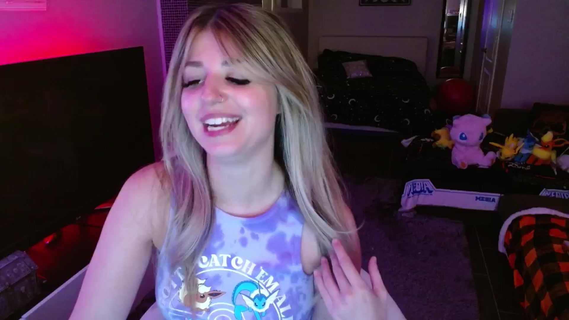Gallery image thumbnail from Serafina's myfreecams stream on, 01/19/2025, 07:48 image 2 of 20
