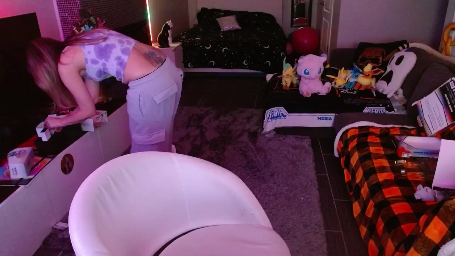 Gallery image thumbnail from Serafina's myfreecams stream on, 01/19/2025, 07:48 image 19 of 20
