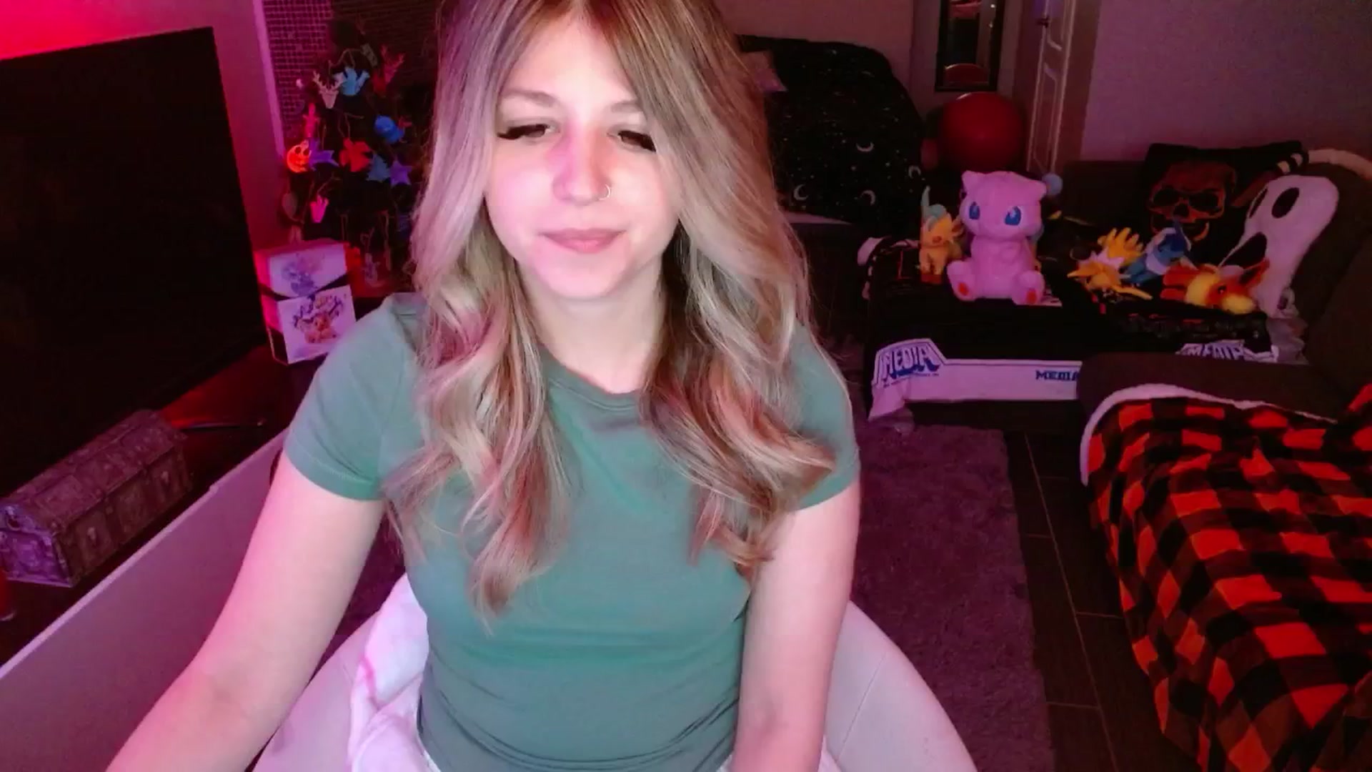 Gallery image thumbnail from Serafina's myfreecams stream on, 01/22/2025, 03:55 image 8 of 20