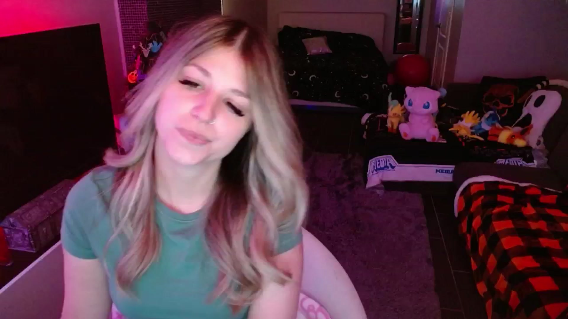 Gallery image thumbnail from Serafina's myfreecams stream on, 01/22/2025, 03:55 image 20 of 20