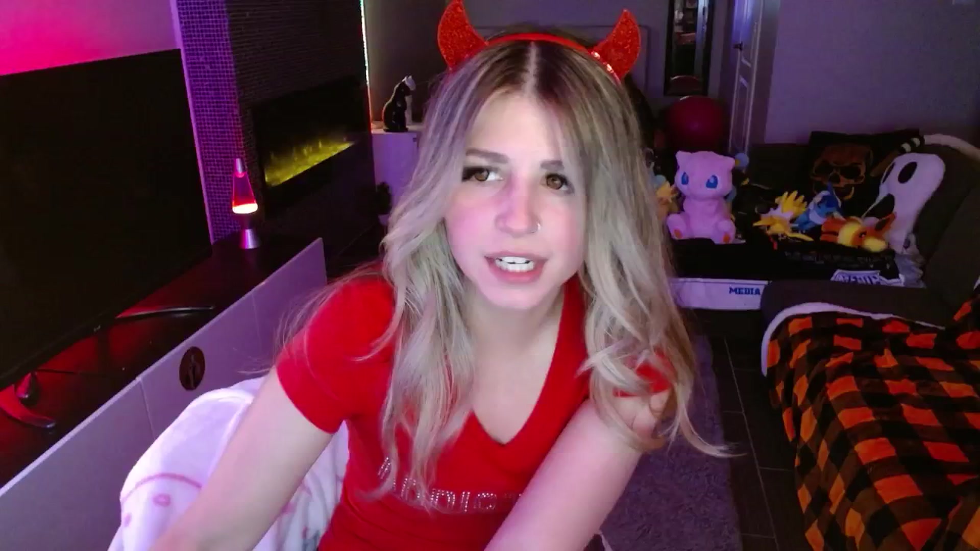 Gallery image thumbnail from Serafina's myfreecams stream on, 01/24/2025, 03:46 image 13 of 20
