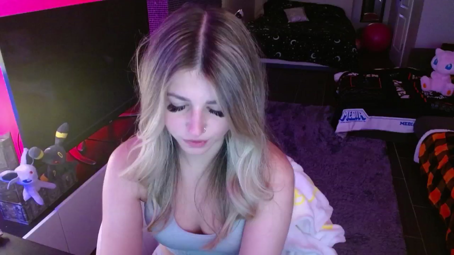 Gallery image thumbnail from Serafina's myfreecams stream on, 01/25/2025, 07:03 image 19 of 20