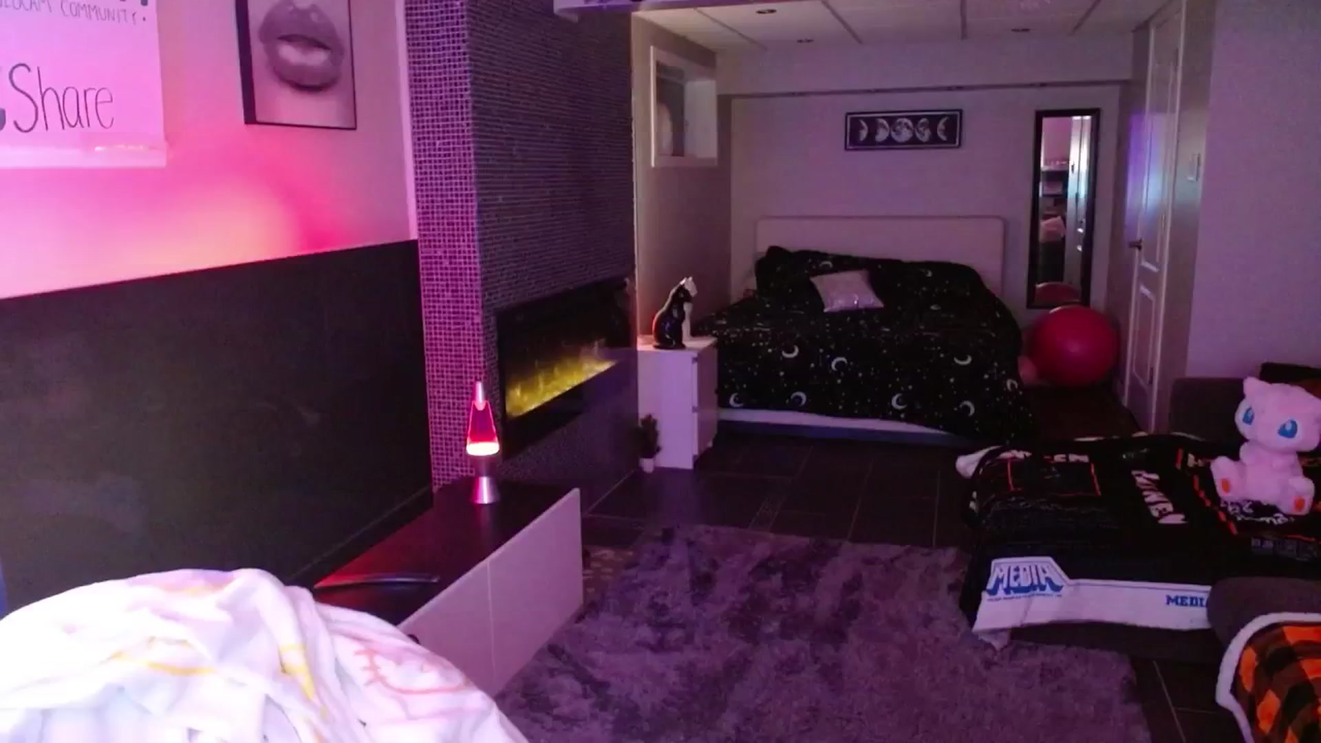 Gallery image thumbnail from Serafina's myfreecams stream on, 01/26/2025, 03:40 image 19 of 20