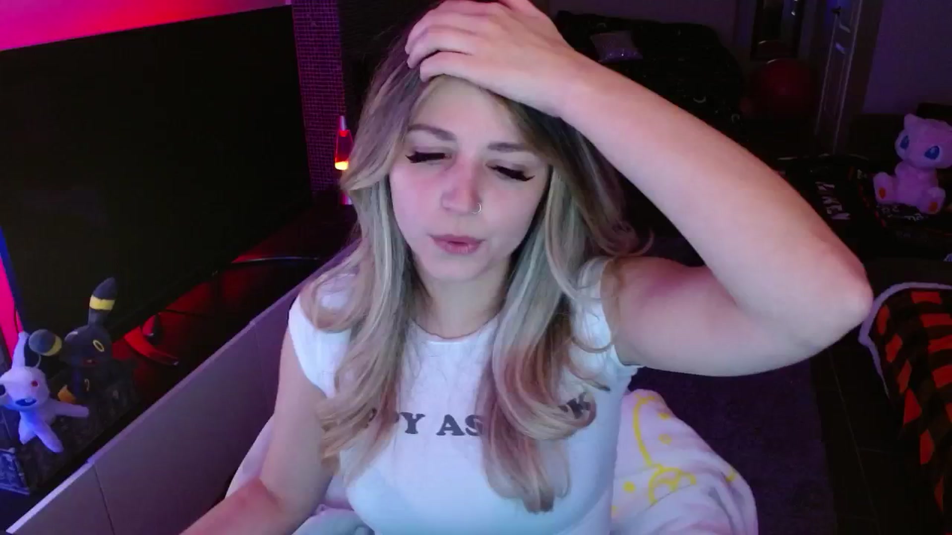 Gallery image thumbnail from Serafina's myfreecams stream on, 01/26/2025, 03:40 image 16 of 20