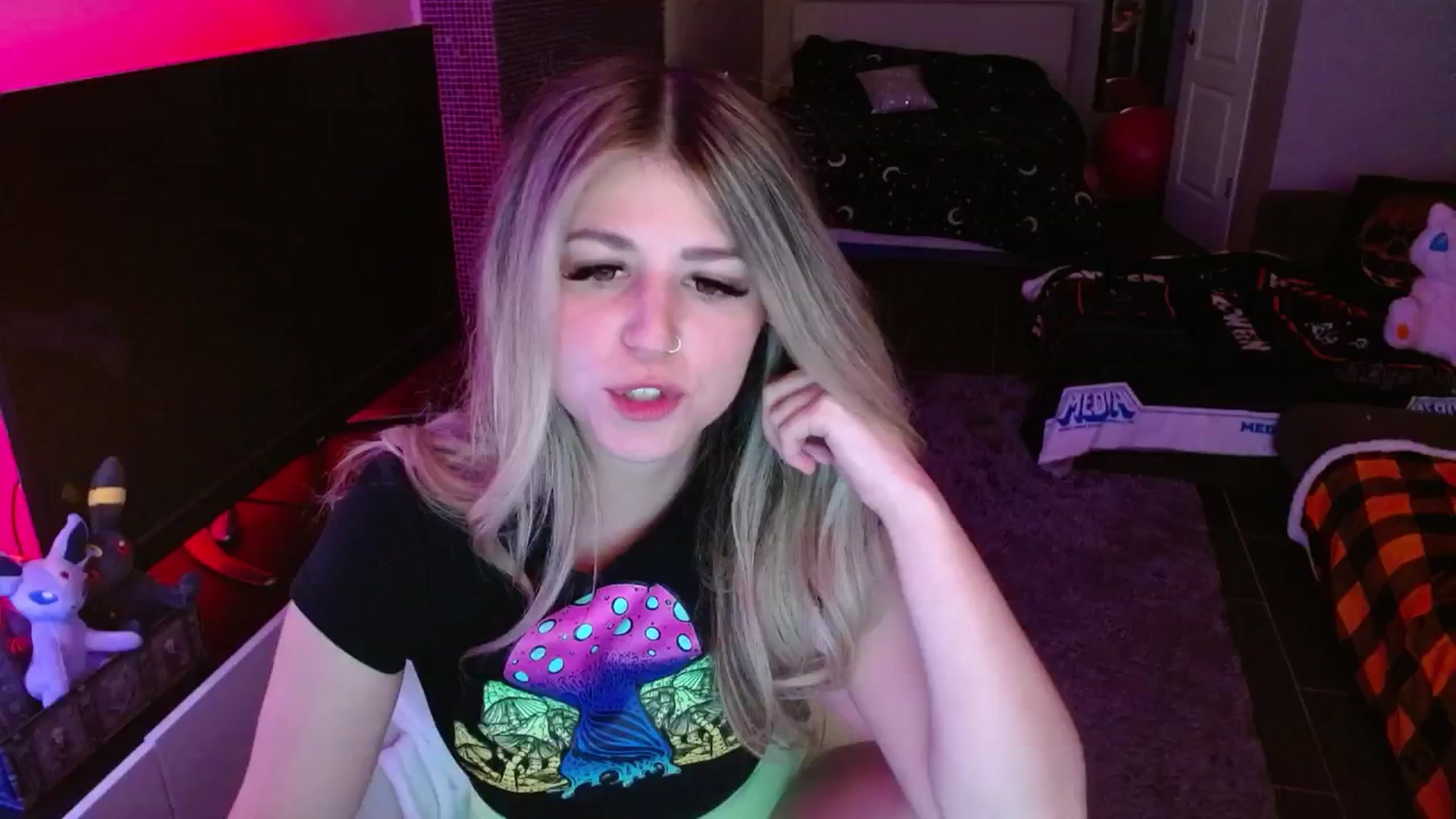 Gallery image thumbnail from Serafina's myfreecams stream on, 01/29/2025, 04:51 image 15 of 20
