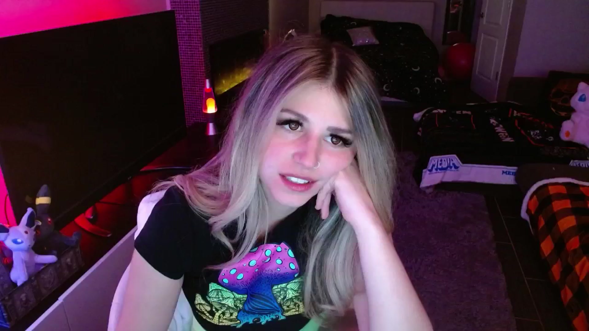 Gallery image thumbnail from Serafina's myfreecams stream on, 01/29/2025, 04:51 image 14 of 20