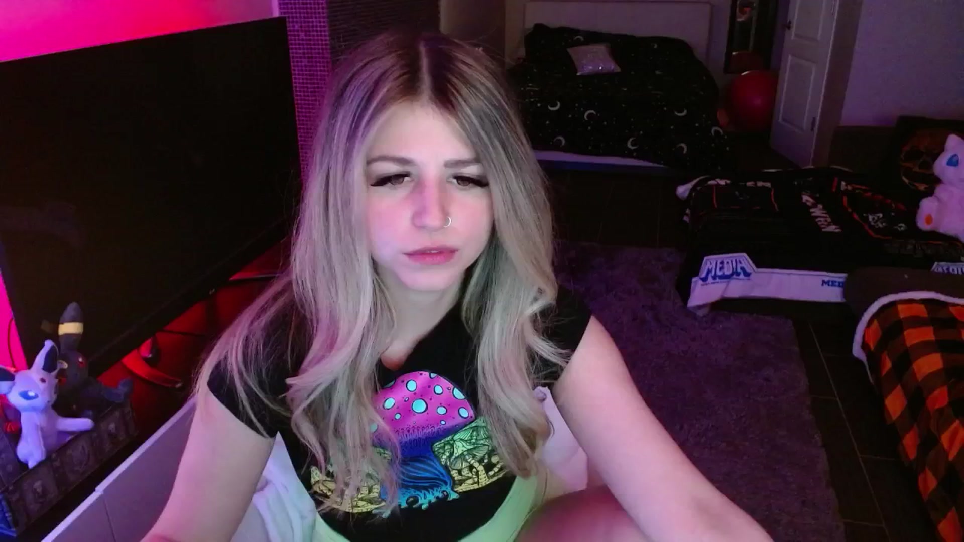 Gallery image thumbnail from Serafina's myfreecams stream on, 01/29/2025, 04:51 image 17 of 20