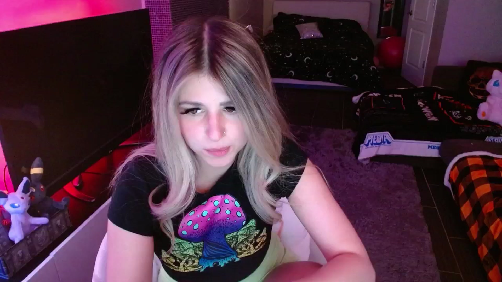 Gallery image thumbnail from Serafina's myfreecams stream on, 01/29/2025, 04:51 image 1 of 20