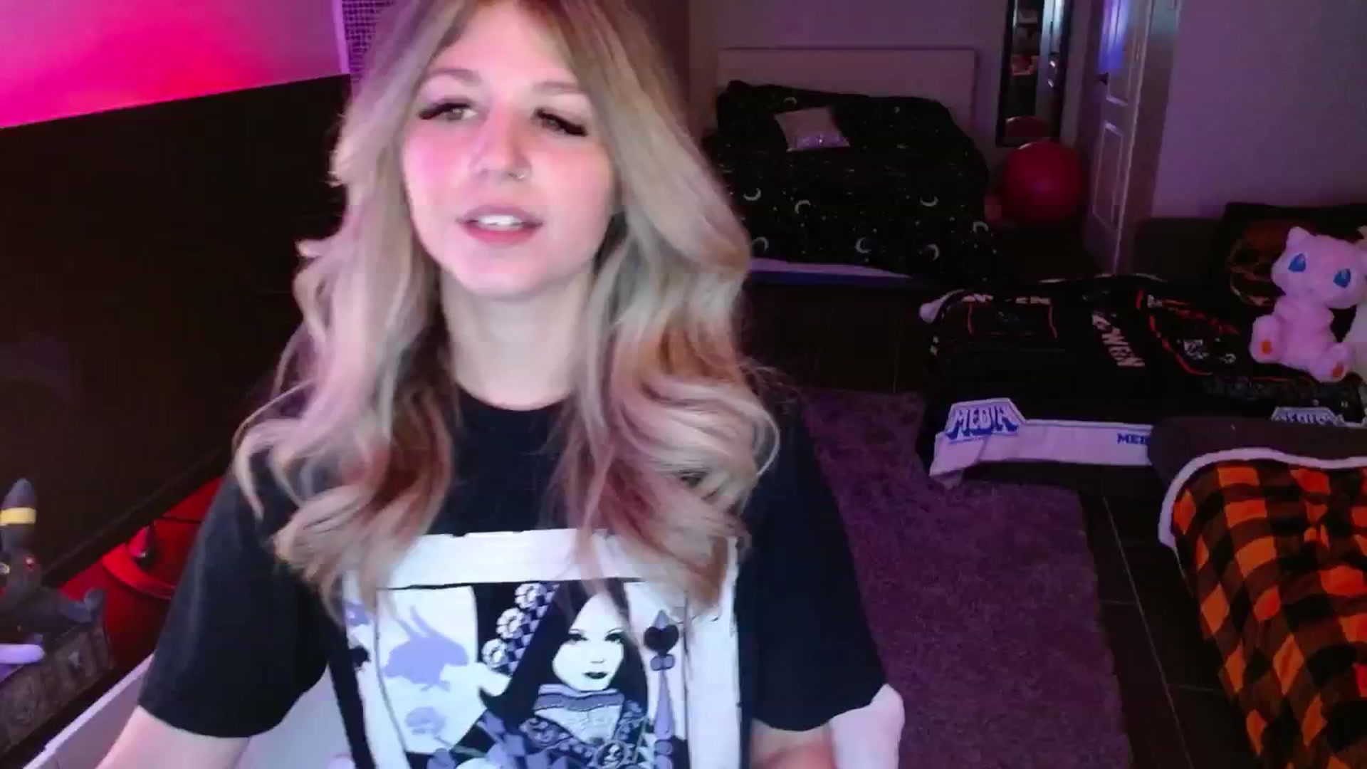 Gallery image thumbnail from Serafina's myfreecams stream on, 01/30/2025, 04:47 image 9 of 20