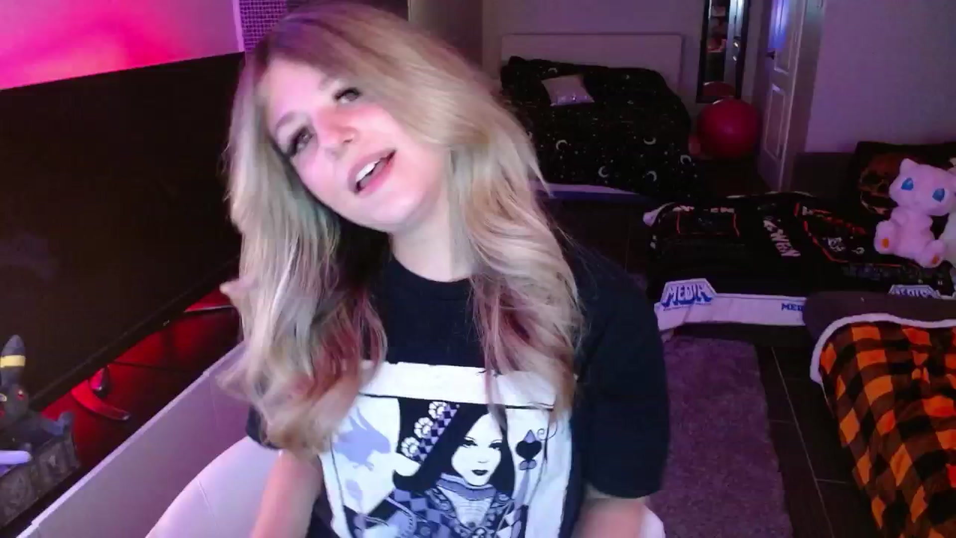 Gallery image thumbnail from Serafina's myfreecams stream on, 01/30/2025, 04:47 image 8 of 20
