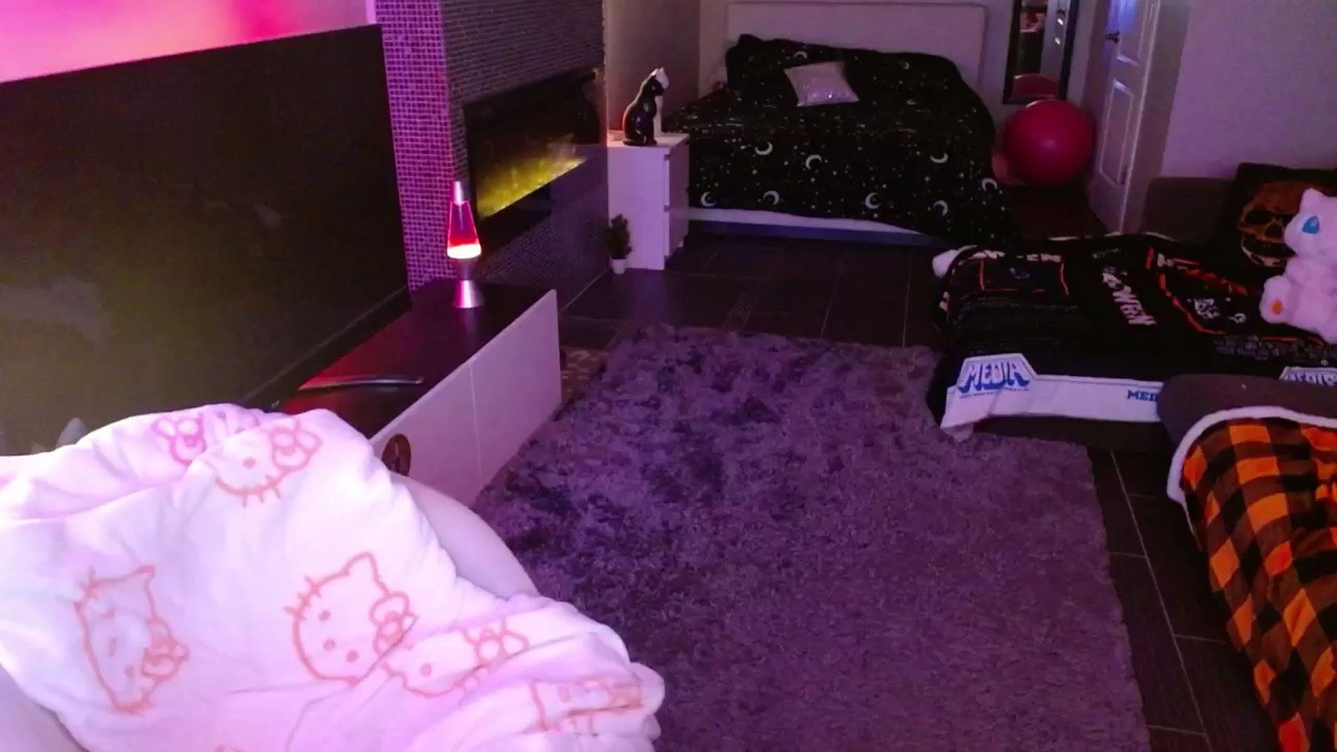 Gallery image thumbnail from Serafina's myfreecams stream on, 01/30/2025, 04:47 image 15 of 20
