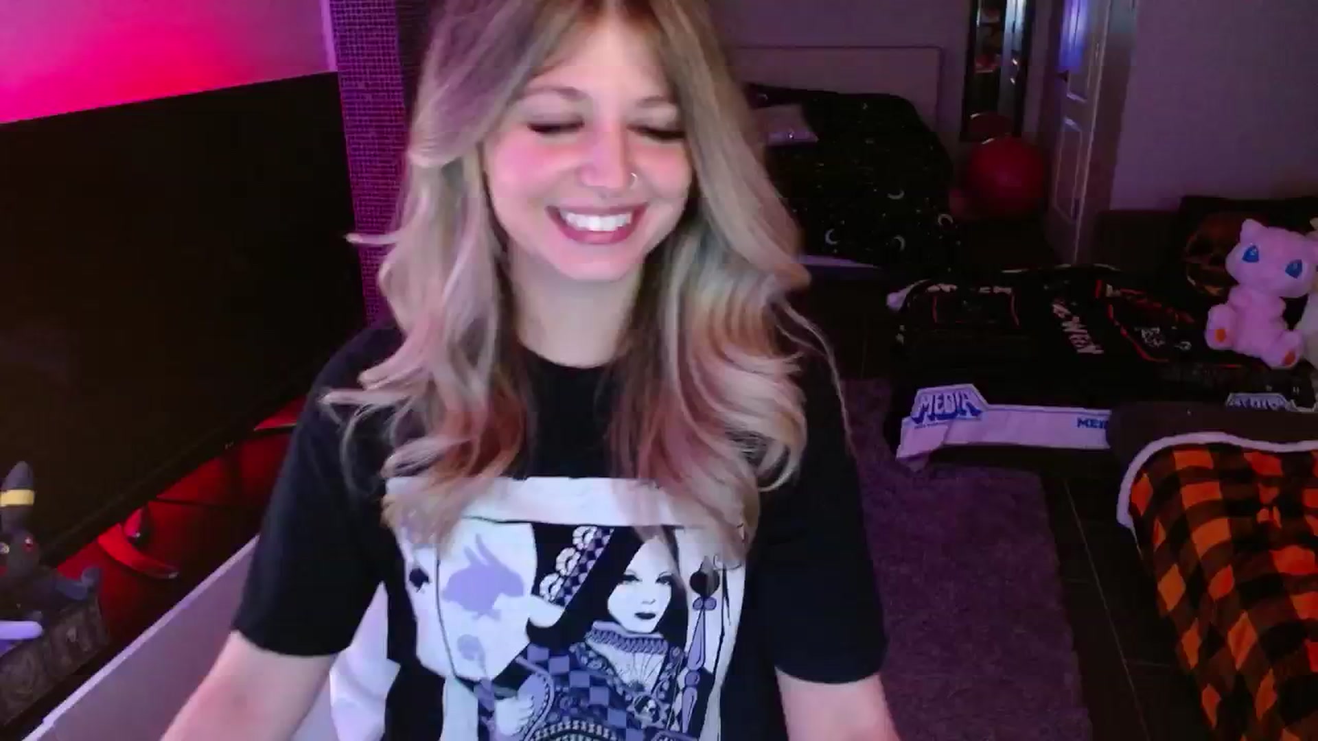 Gallery image thumbnail from Serafina's myfreecams stream on, 01/30/2025, 04:47 image 14 of 20