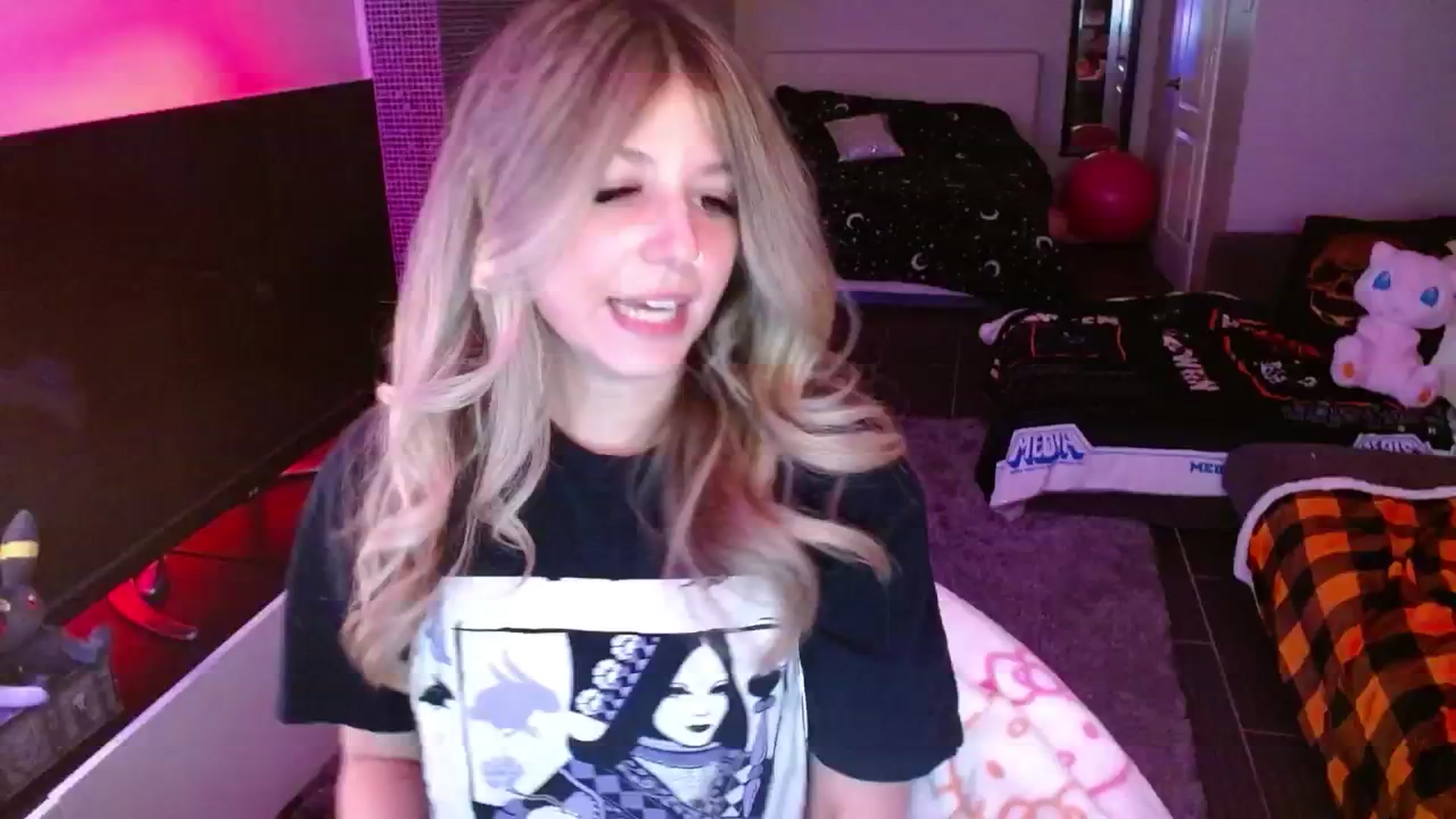 Gallery image thumbnail from Serafina's myfreecams stream on, 01/30/2025, 04:47 image 5 of 20