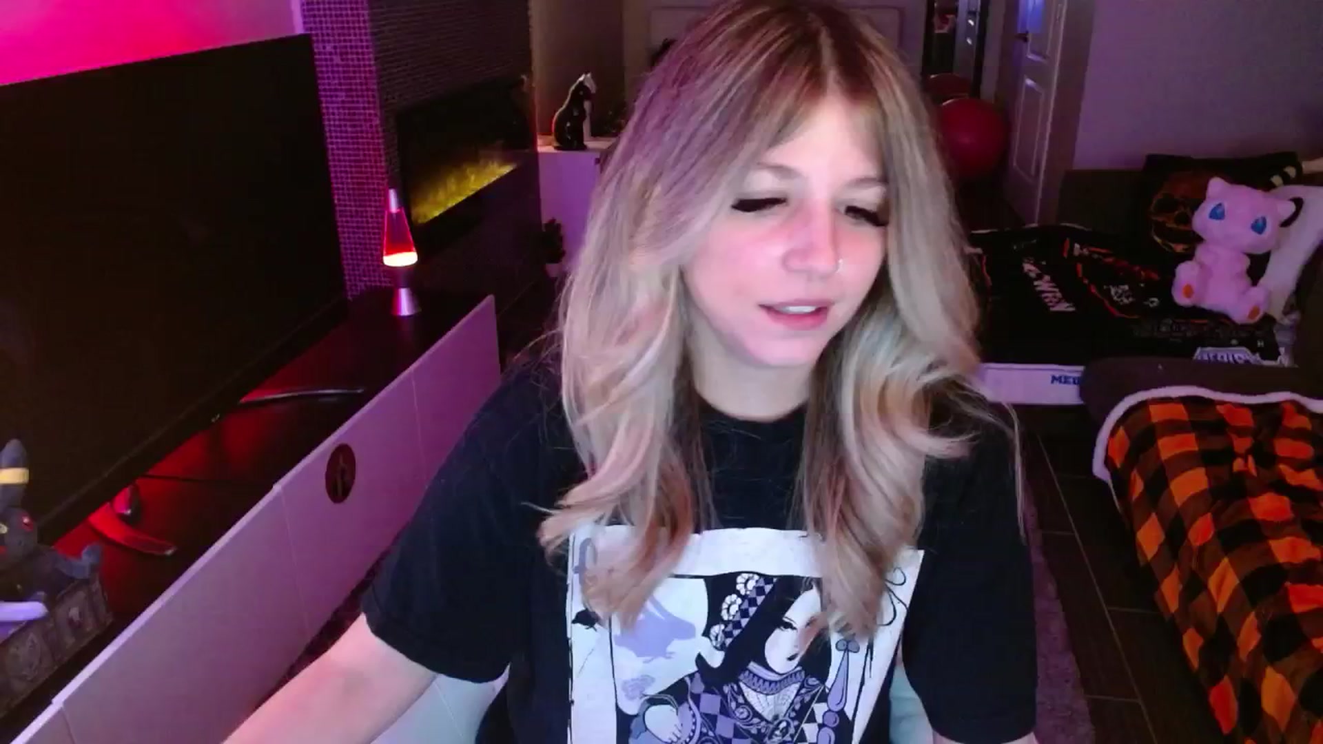 Gallery image thumbnail from Serafina's myfreecams stream on, 01/30/2025, 04:47 image 16 of 20