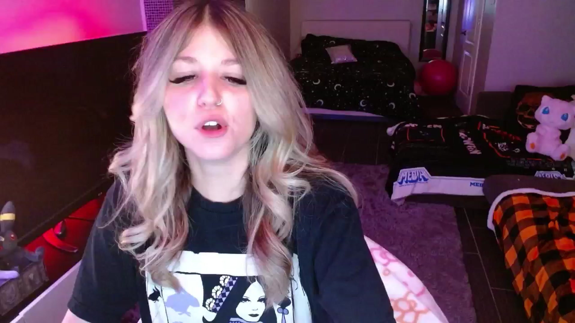 Gallery image thumbnail from Serafina's myfreecams stream on, 01/30/2025, 04:47 image 6 of 20