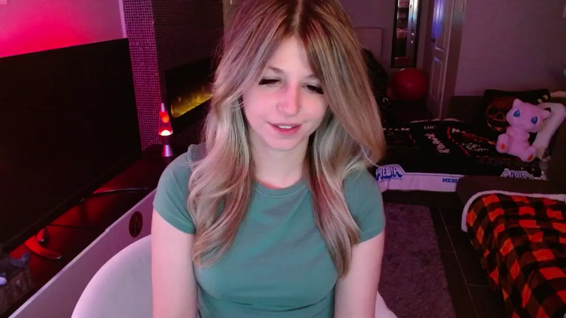 Gallery image thumbnail from Serafina's myfreecams stream on, 01/31/2025, 06:15 image 1 of 20