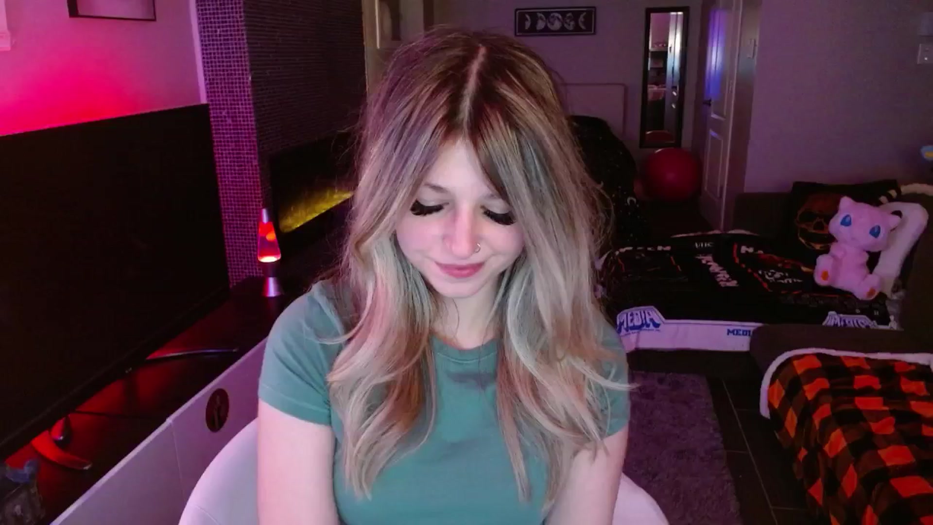 Gallery image thumbnail from Serafina's myfreecams stream on, 01/31/2025, 06:15 image 15 of 20
