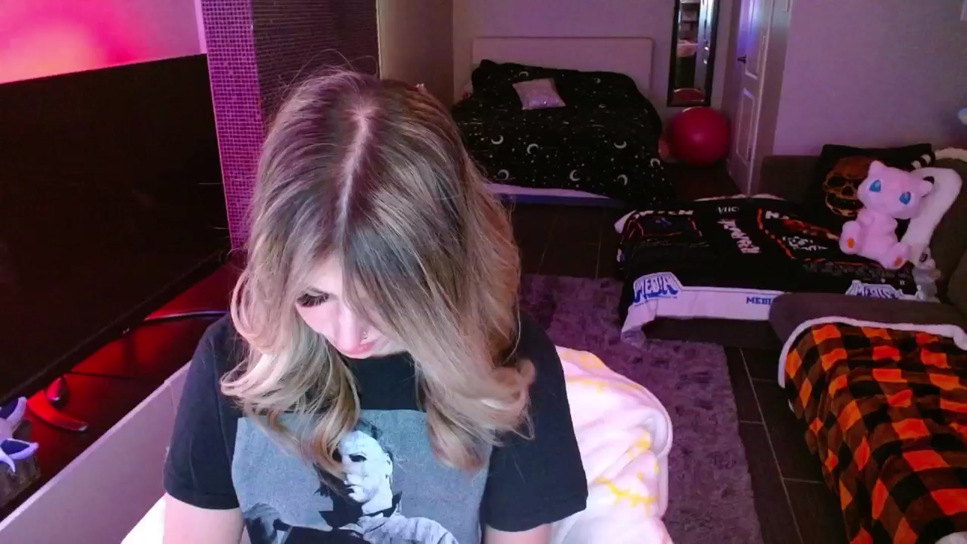 Gallery image thumbnail from Serafina's myfreecams stream on, 02/01/2025, 06:03 image 19 of 20