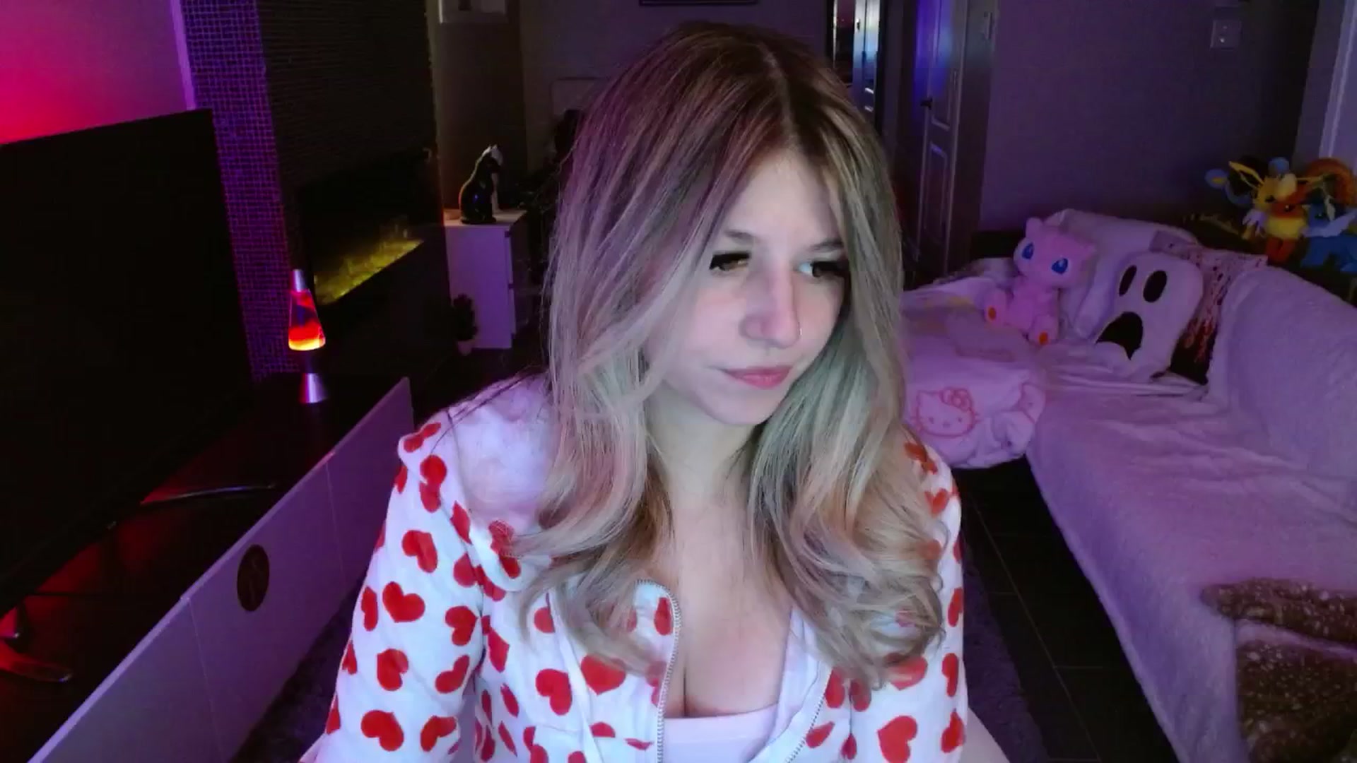 Gallery image thumbnail from Serafina's myfreecams stream on, 02/02/2025, 04:47 image 3 of 20