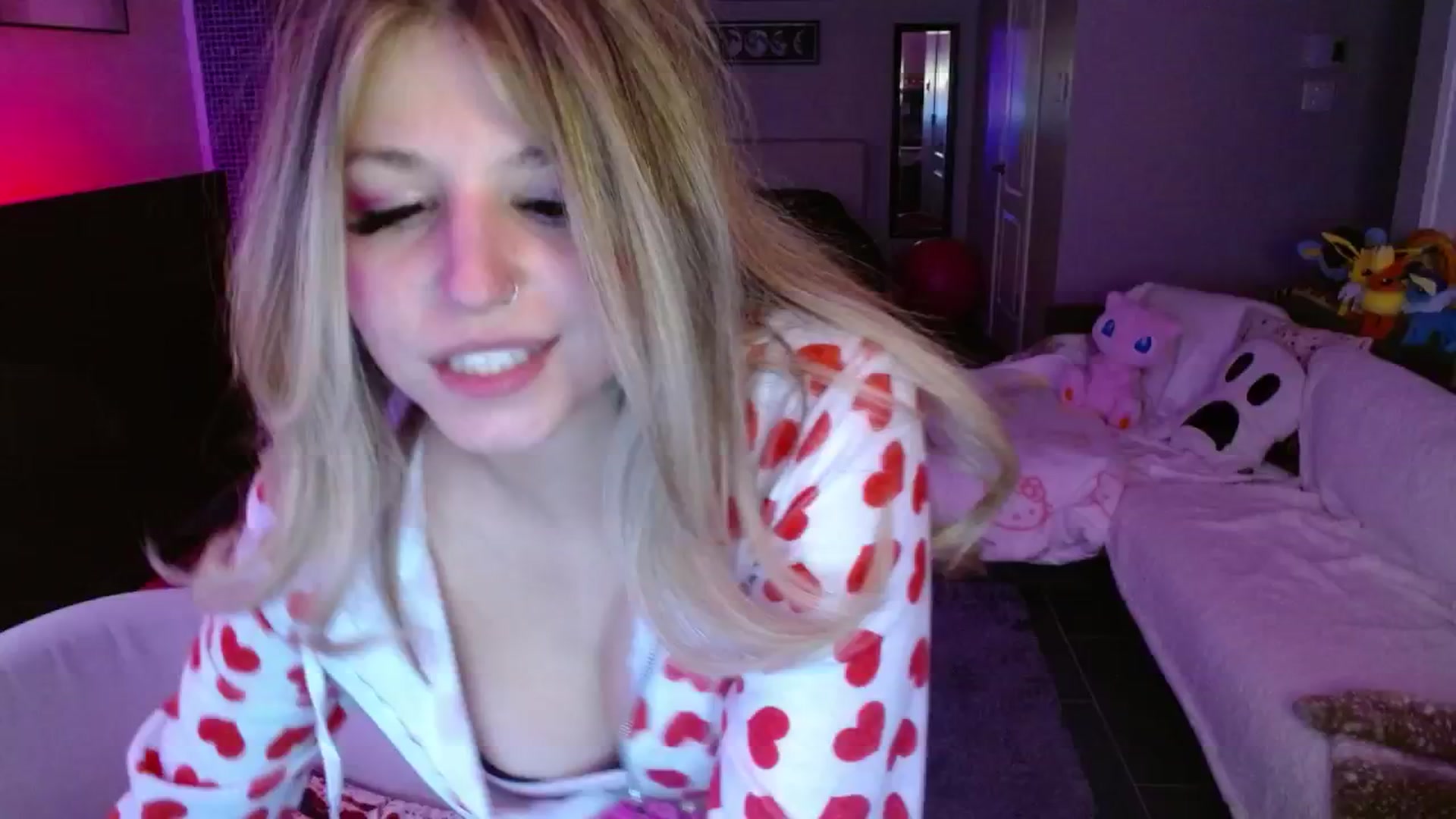 Gallery image thumbnail from Serafina's myfreecams stream on, 02/02/2025, 04:47 image 13 of 20