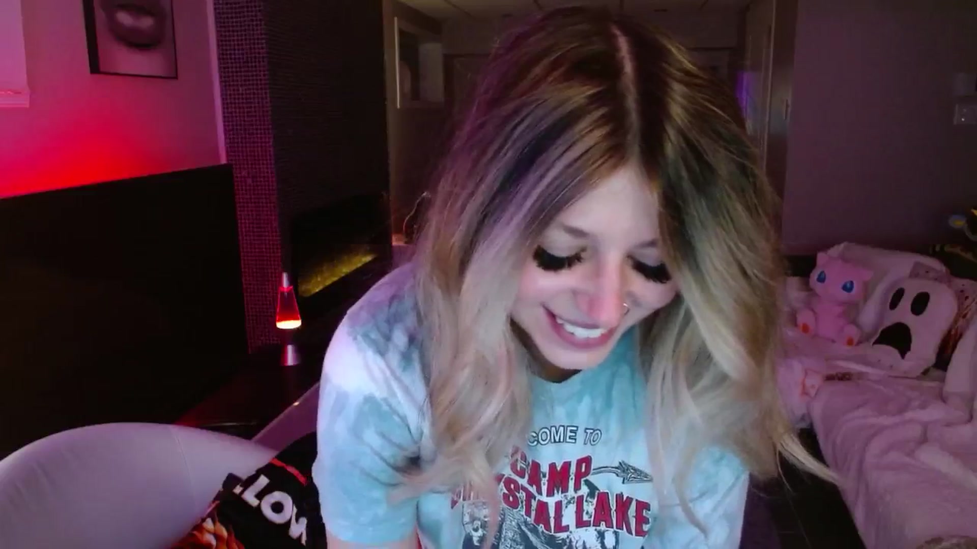 Gallery image thumbnail from Serafina's myfreecams stream on, 02/05/2025, 06:50 image 6 of 20