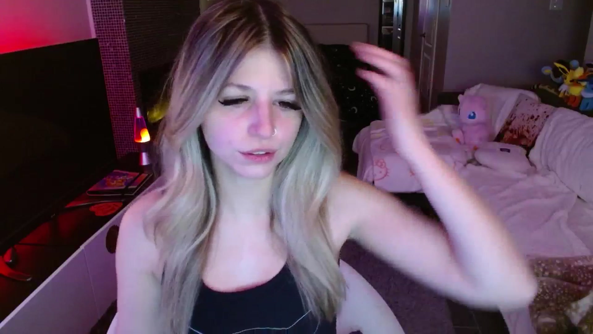 Gallery image thumbnail from Serafina's myfreecams stream on, 02/06/2025, 06:09 image 14 of 20