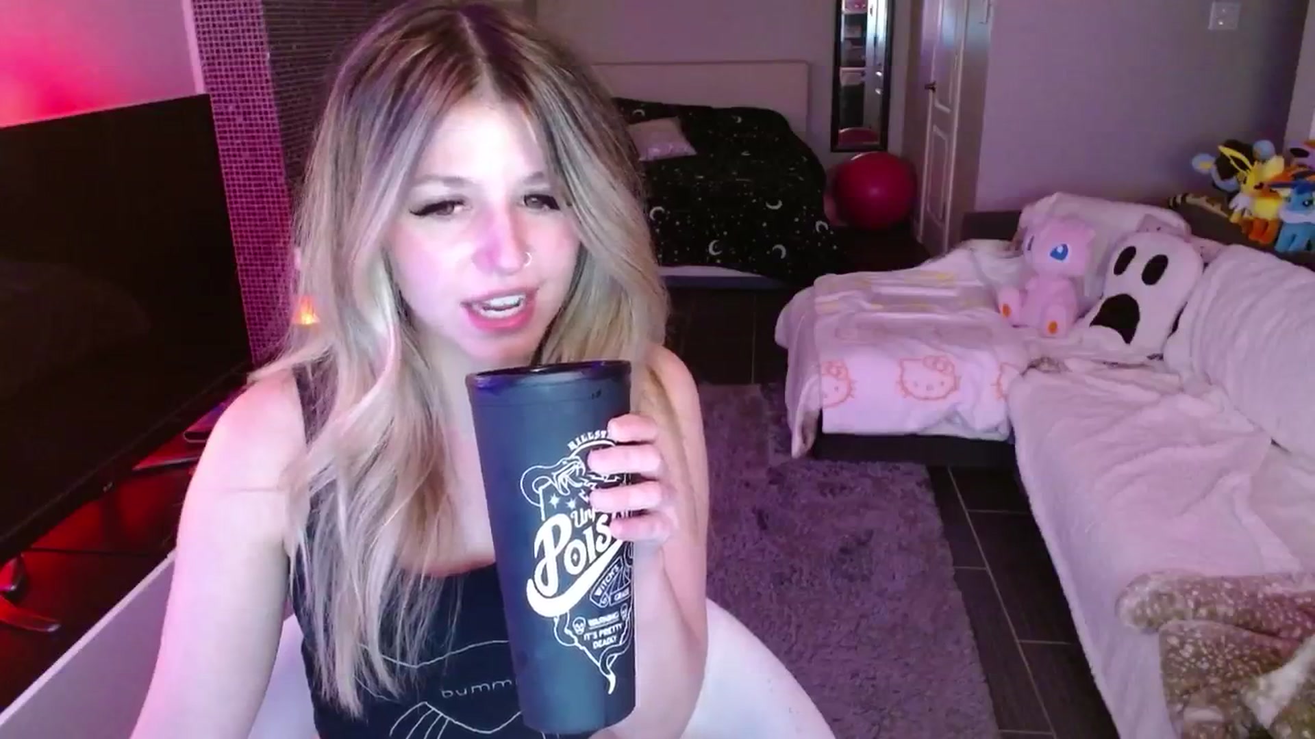 Gallery image thumbnail from Serafina's myfreecams stream on, 02/06/2025, 06:09 image 17 of 20
