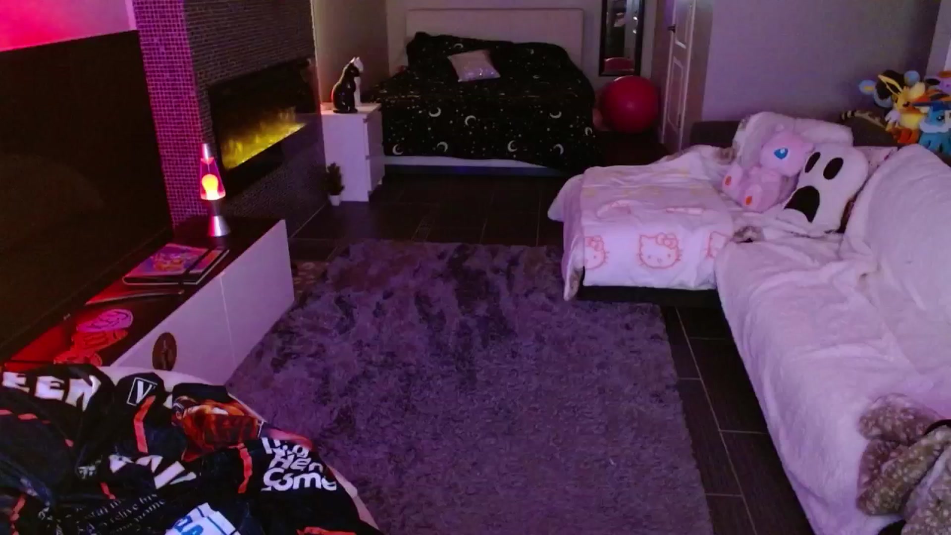 Gallery image thumbnail from Serafina's myfreecams stream on, 02/07/2025, 06:27 image 16 of 20