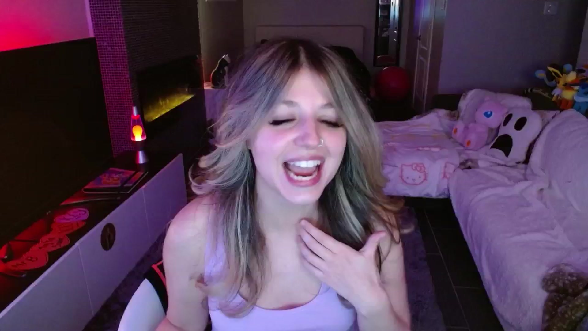 Gallery image thumbnail from Serafina's myfreecams stream on, 02/07/2025, 06:27 image 20 of 20