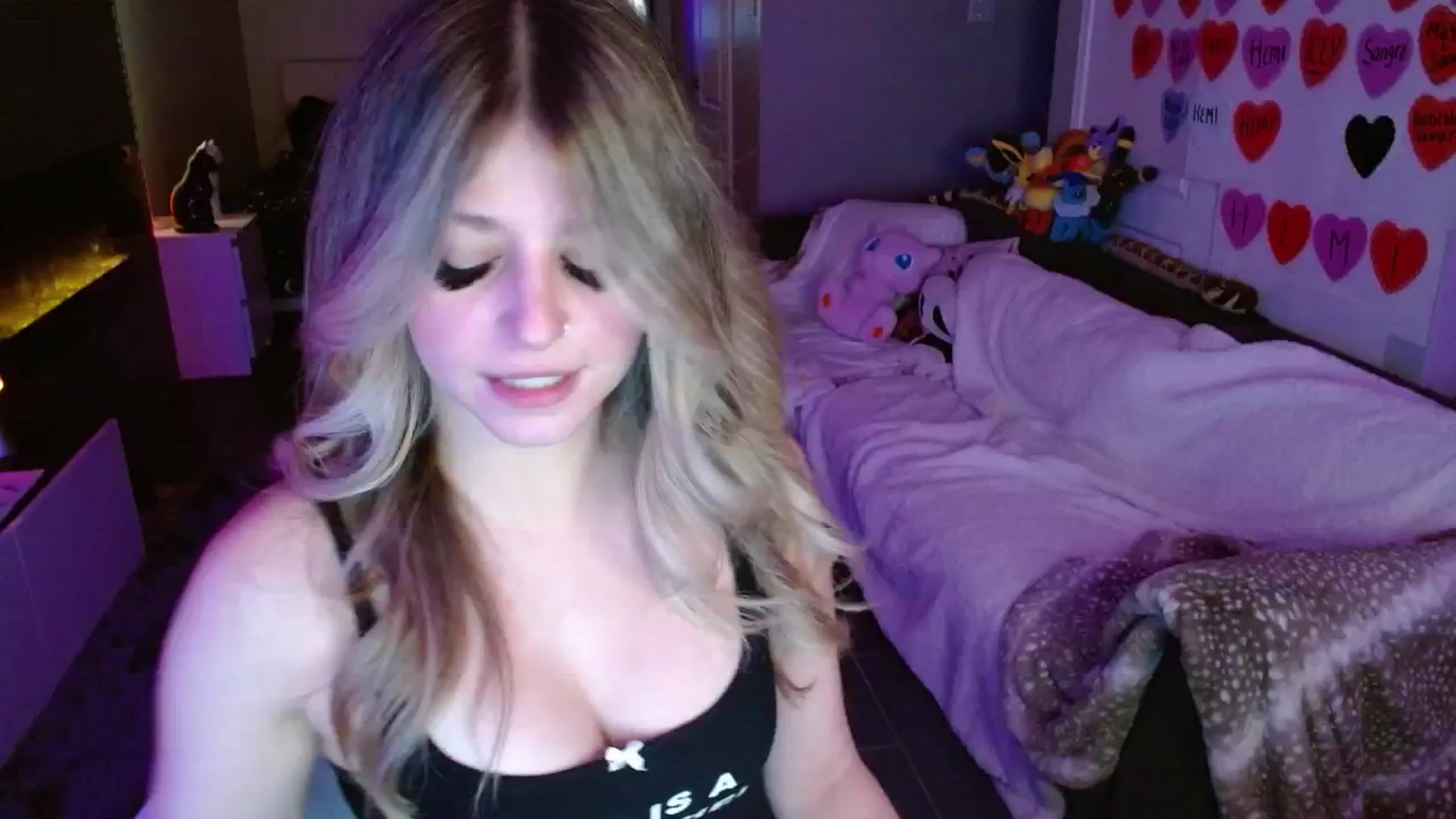 Gallery image thumbnail from Serafina's myfreecams stream on, 02/18/2025, 03:19 image 13 of 20