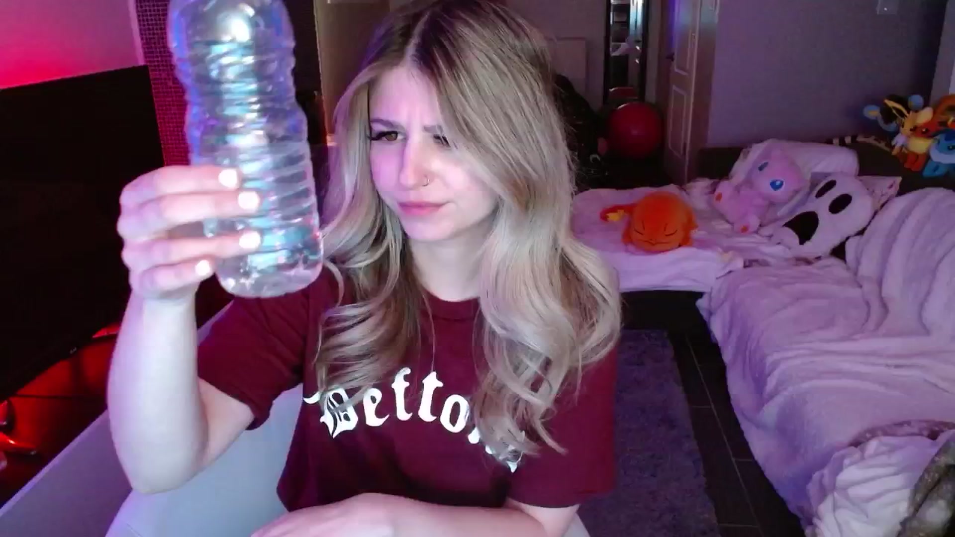 Gallery image thumbnail from Serafina's myfreecams stream on, 02/19/2025, 03:17 image 14 of 20