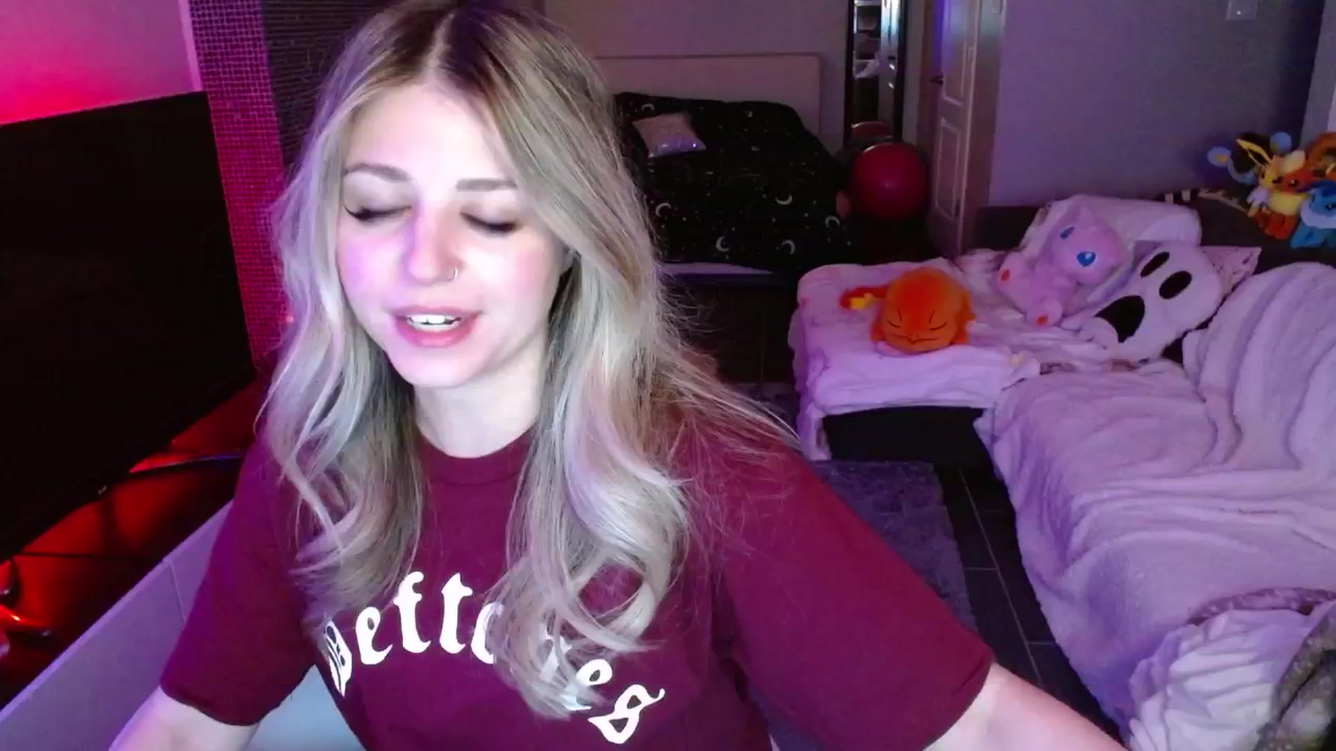 Gallery image thumbnail from Serafina's myfreecams stream on, 02/19/2025, 03:17 image 9 of 20