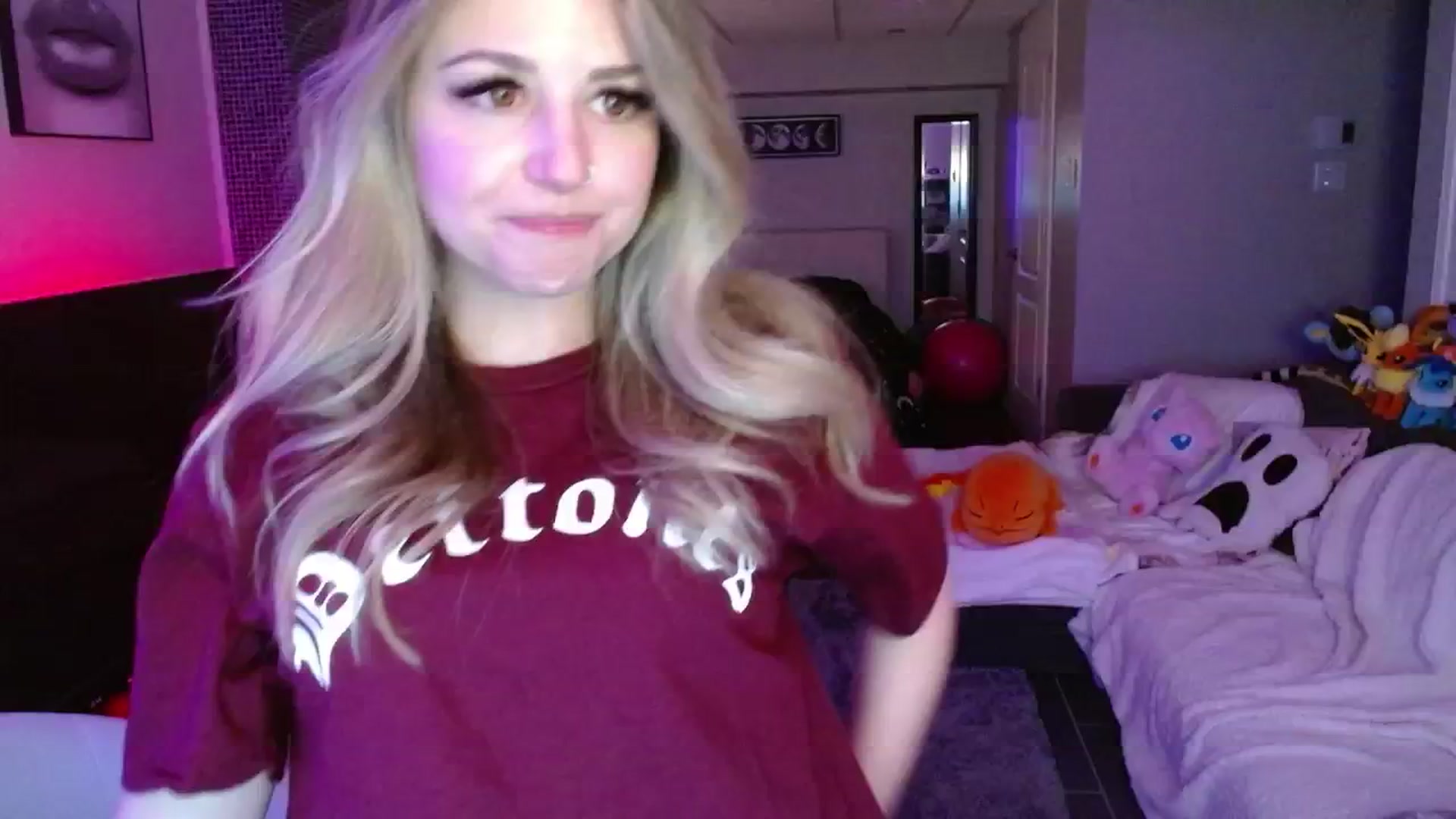 Gallery image thumbnail from Serafina's myfreecams stream on, 02/19/2025, 03:17 image 19 of 20