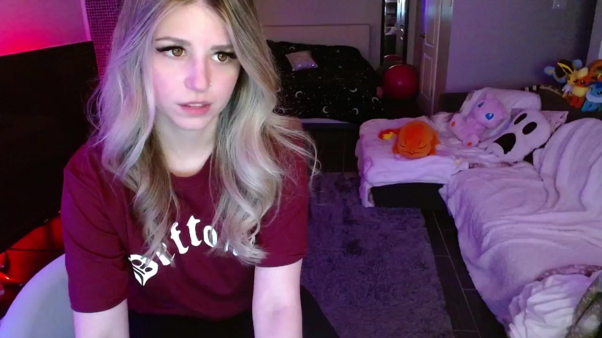 Gallery image thumbnail from Serafina's myfreecams stream on, 02/19/2025, 03:17 image 2 of 20