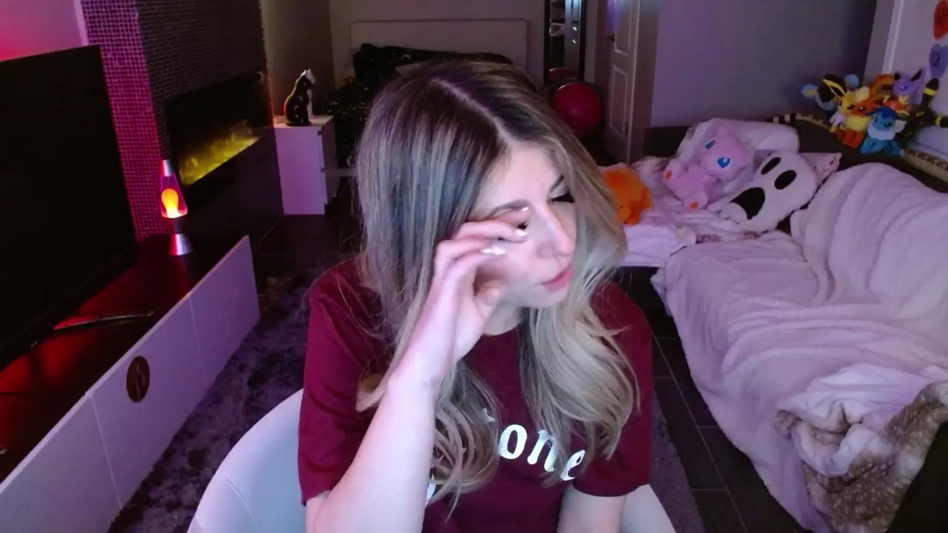 Gallery image thumbnail from Serafina's myfreecams stream on, 02/19/2025, 05:11 image 13 of 20