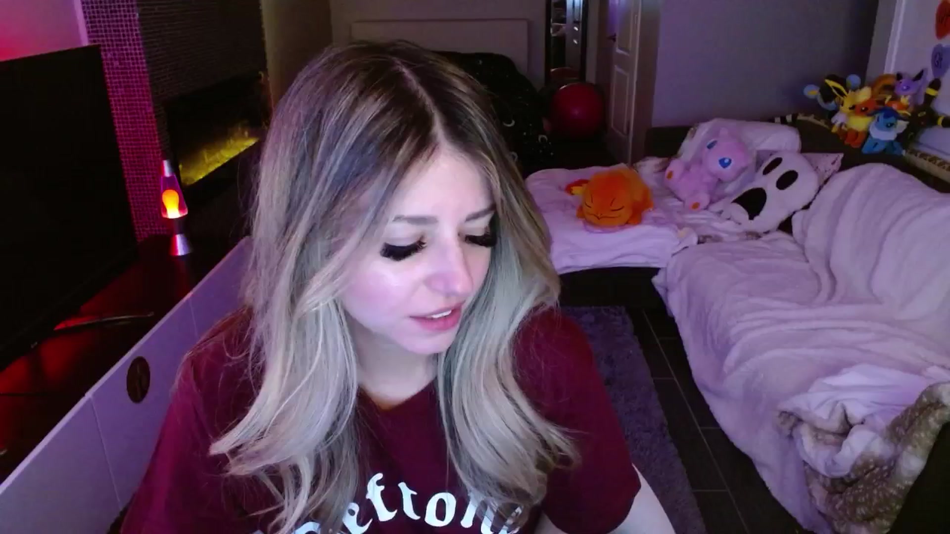 Gallery image thumbnail from Serafina's myfreecams stream on, 02/19/2025, 05:11 image 11 of 20