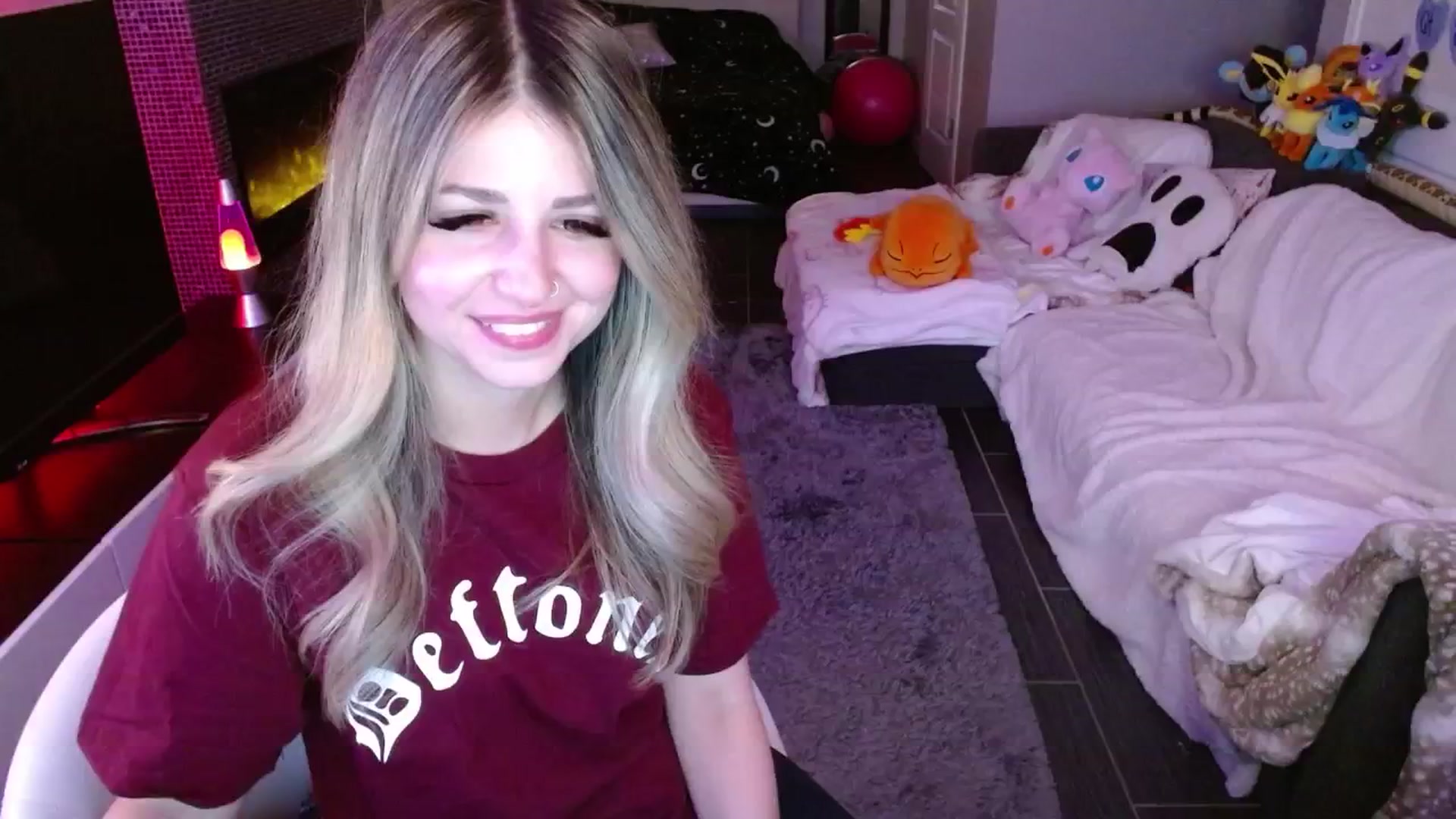Gallery image thumbnail from Serafina's myfreecams stream on, 02/19/2025, 05:11 image 1 of 20