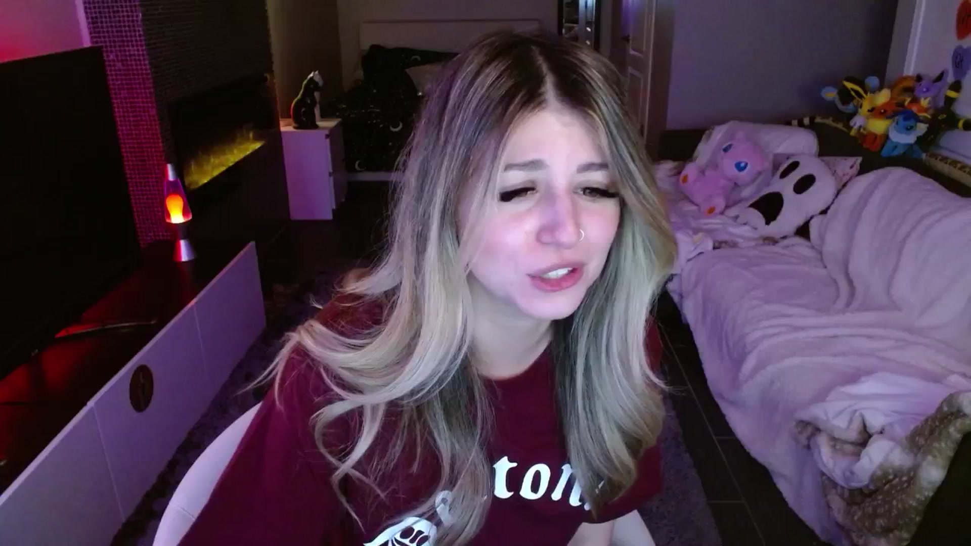 Gallery image thumbnail from Serafina's myfreecams stream on, 02/19/2025, 05:11 image 10 of 20