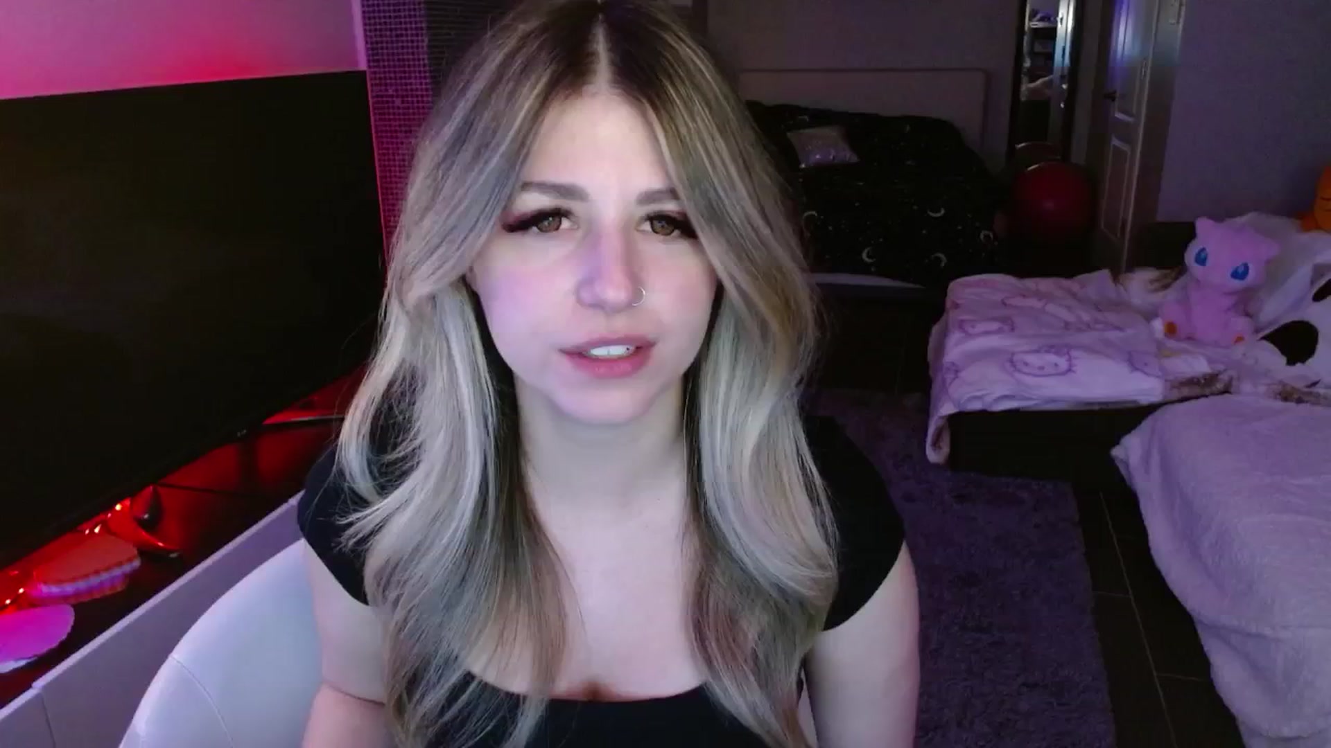 Gallery image thumbnail from Serafina's myfreecams stream on, 02/24/2025, 04:57 image 3 of 20