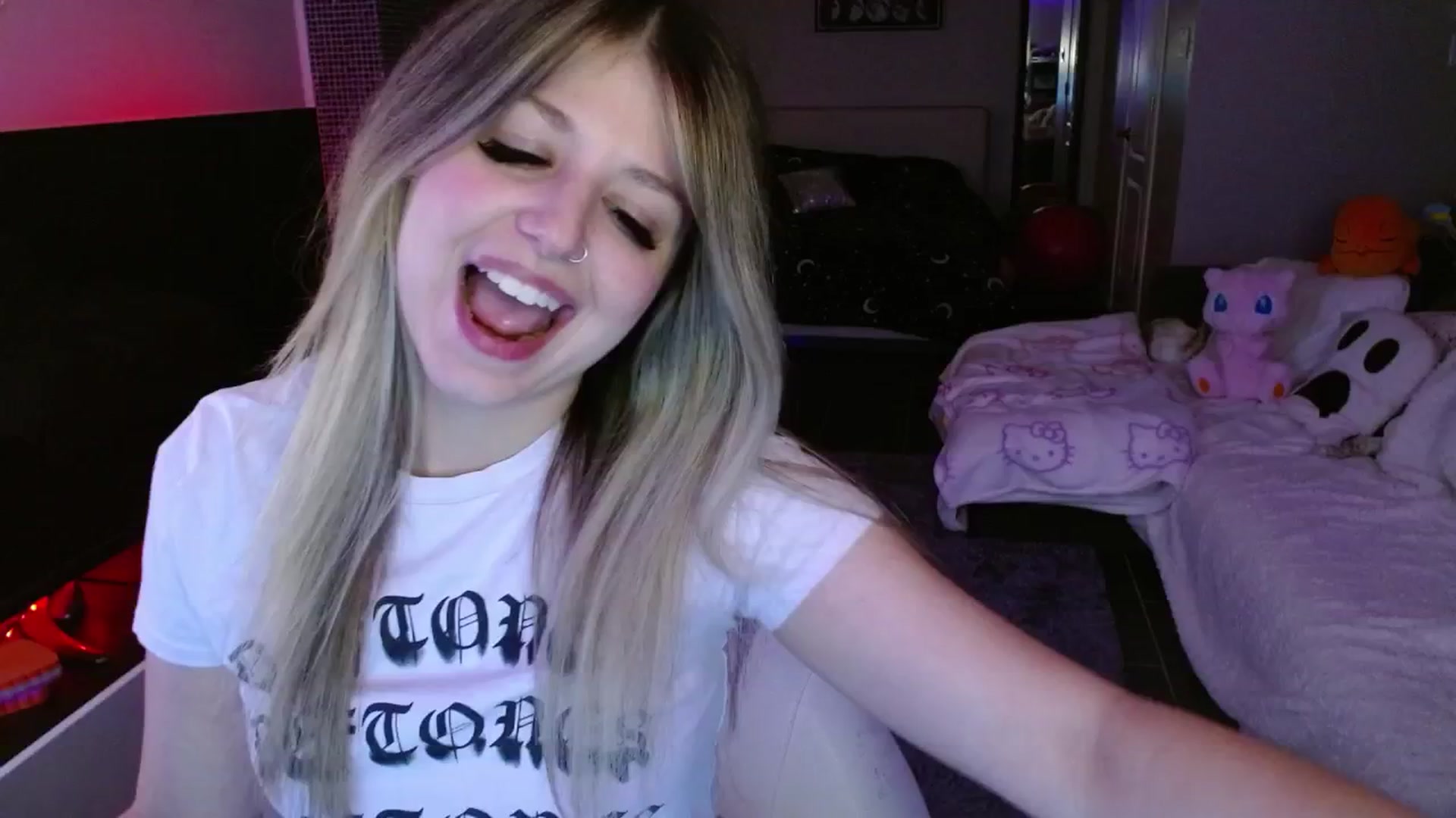 Gallery image thumbnail from Serafina's myfreecams stream on, 02/26/2025, 04:22 image 16 of 20