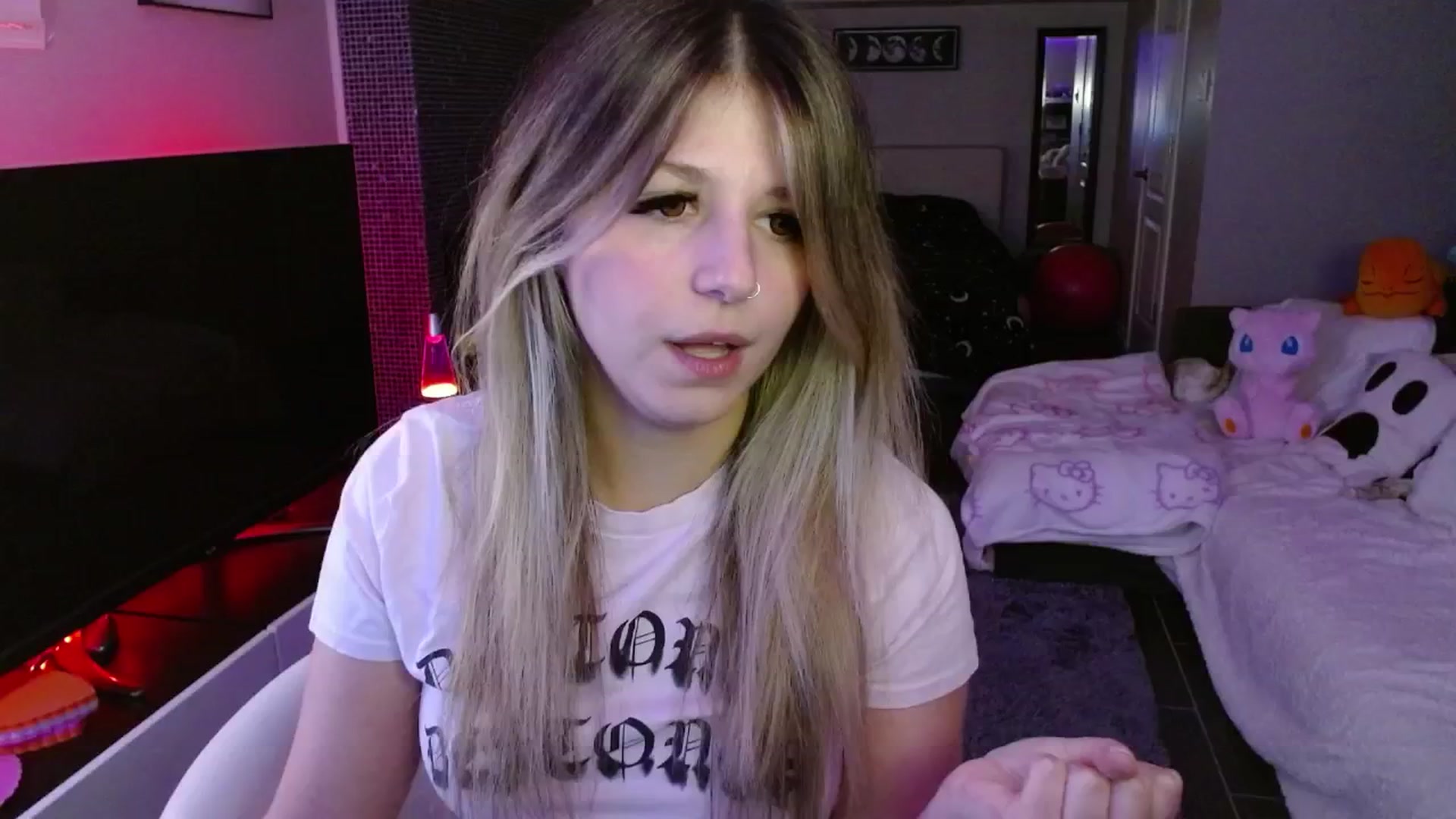 Gallery image thumbnail from Serafina's myfreecams stream on, 02/26/2025, 04:22 image 10 of 20