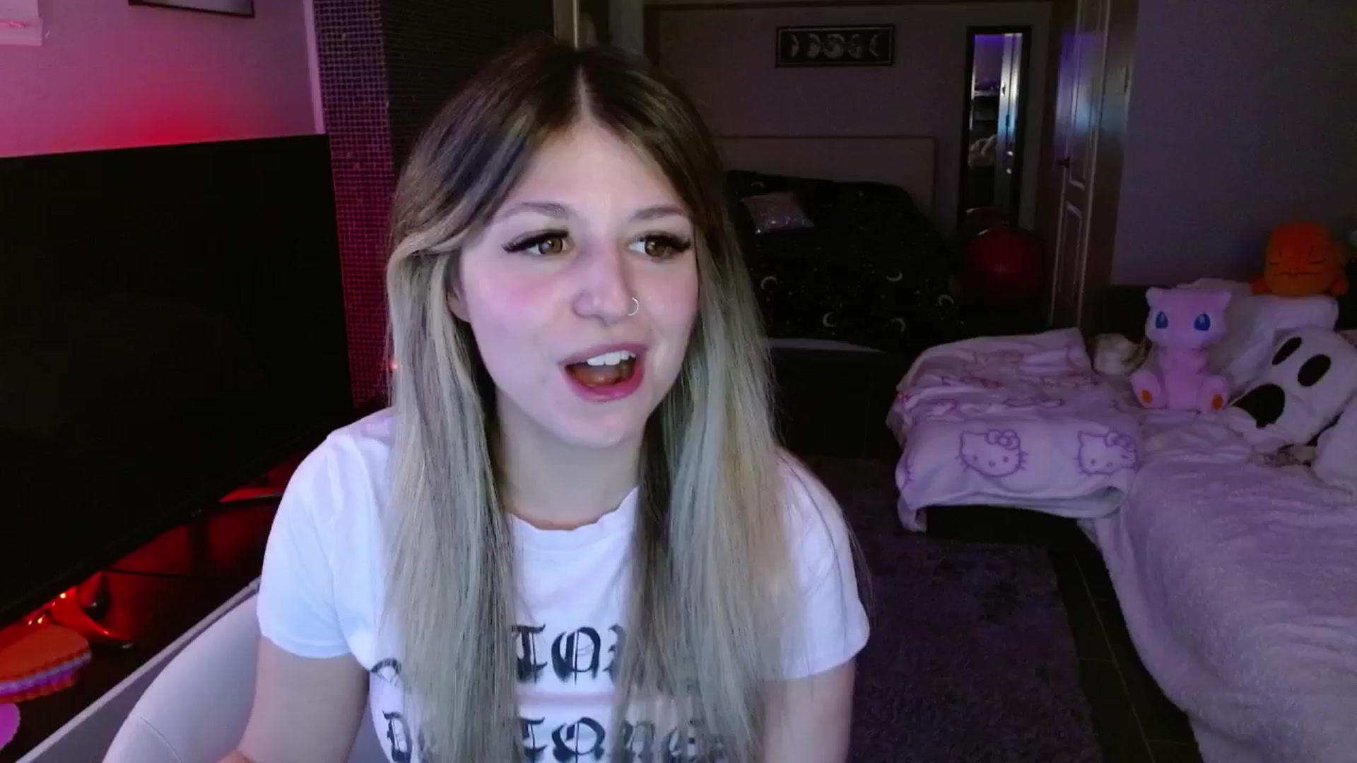 Gallery image thumbnail from Serafina's myfreecams stream on, 02/26/2025, 04:22 image 3 of 20