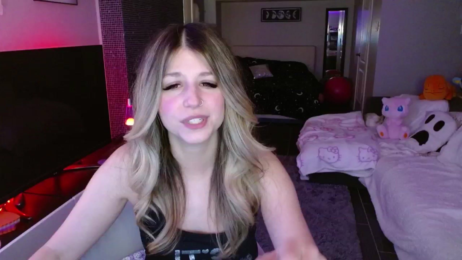 Gallery image thumbnail from Serafina's myfreecams stream on, 02/28/2025, 04:46 image 14 of 20