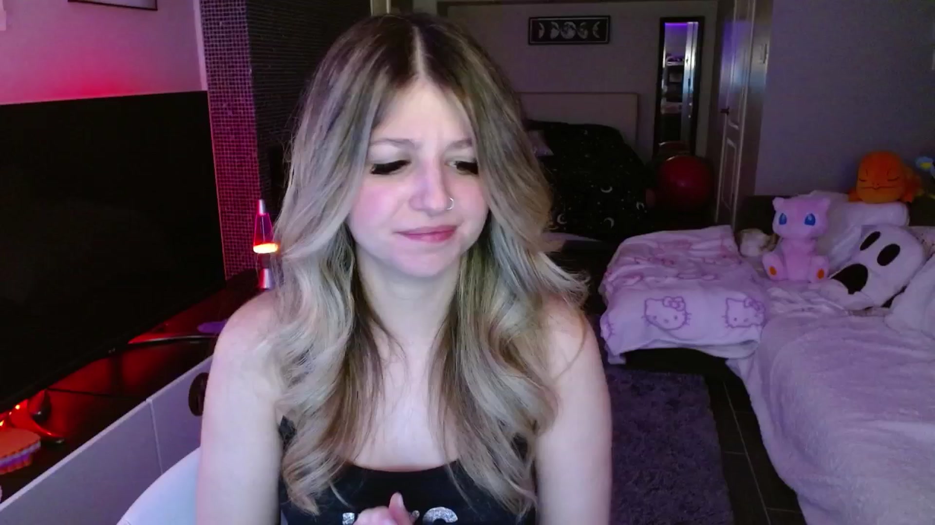 Gallery image thumbnail from Serafina's myfreecams stream on, 02/28/2025, 04:46 image 2 of 20