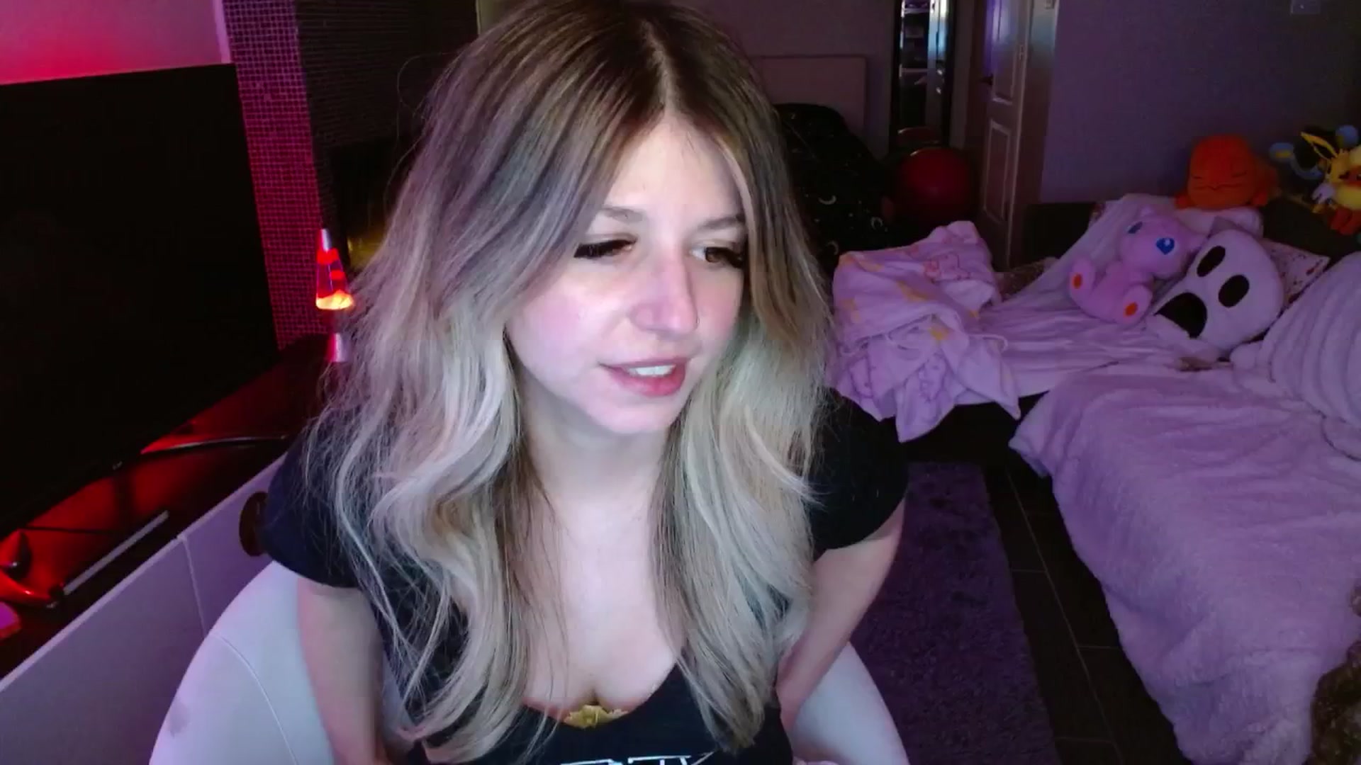 Gallery image thumbnail from Serafina's myfreecams stream on, 03/03/2025, 05:37 image 13 of 20
