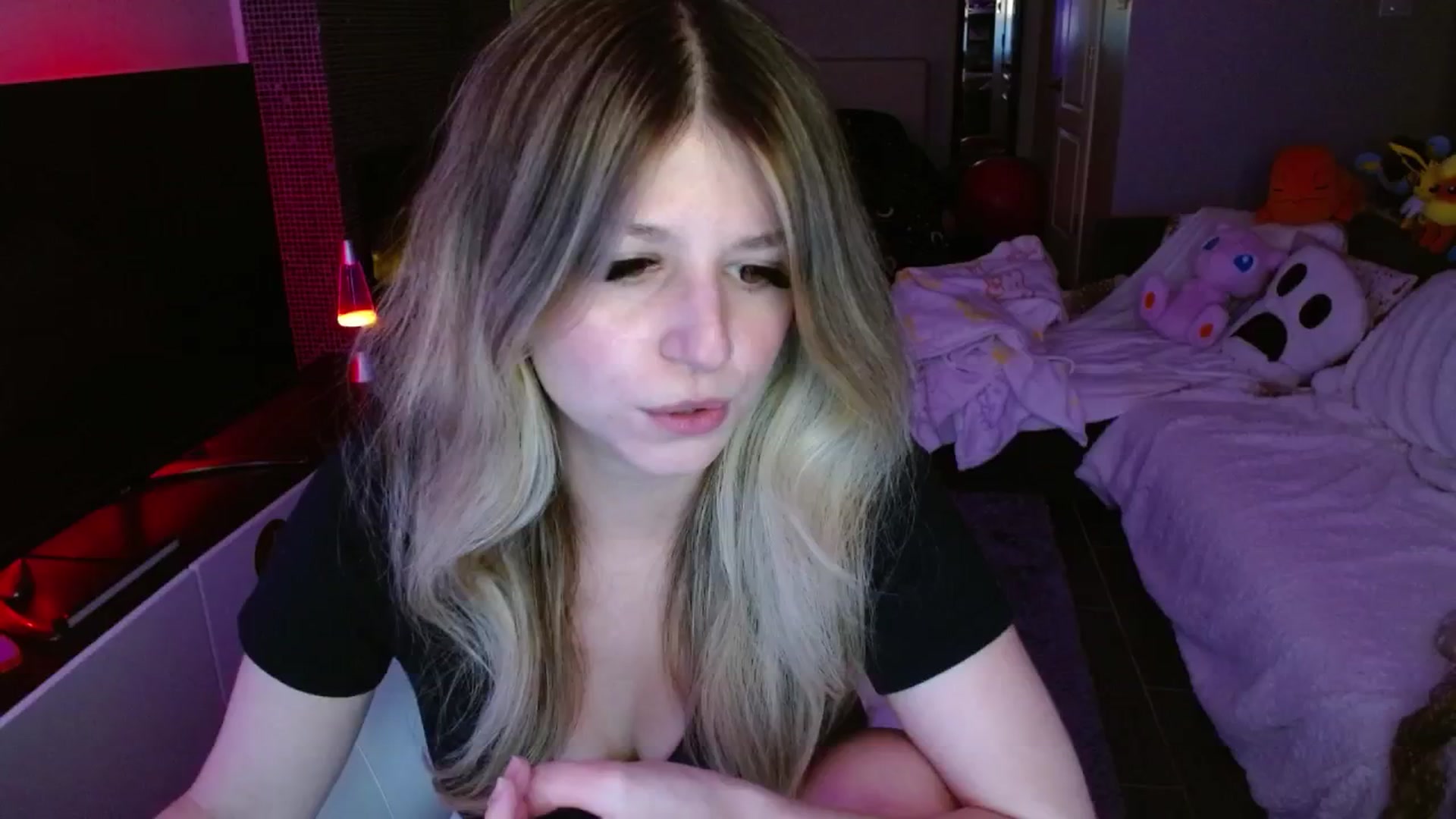 Gallery image thumbnail from Serafina's myfreecams stream on, 03/03/2025, 05:37 image 10 of 20