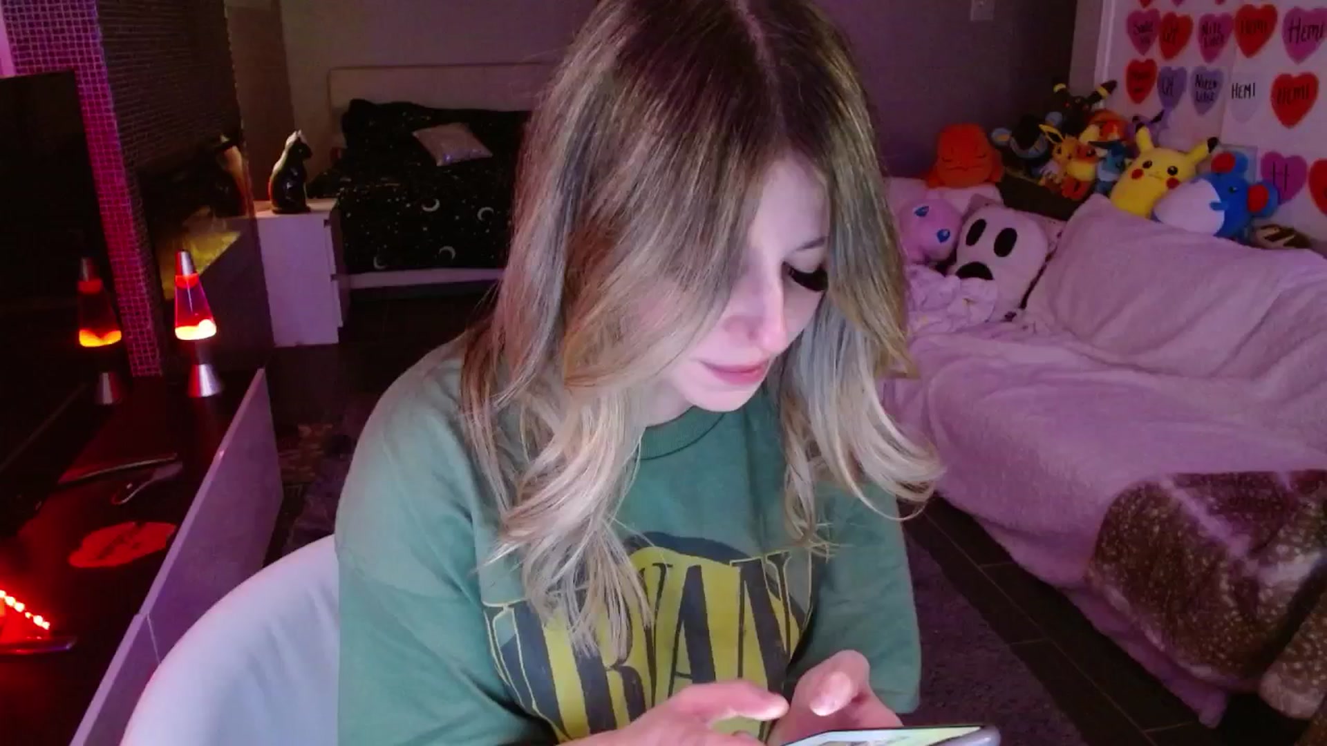 Gallery image thumbnail from Serafina's myfreecams stream on, 03/08/2025, 04:30 image 17 of 20